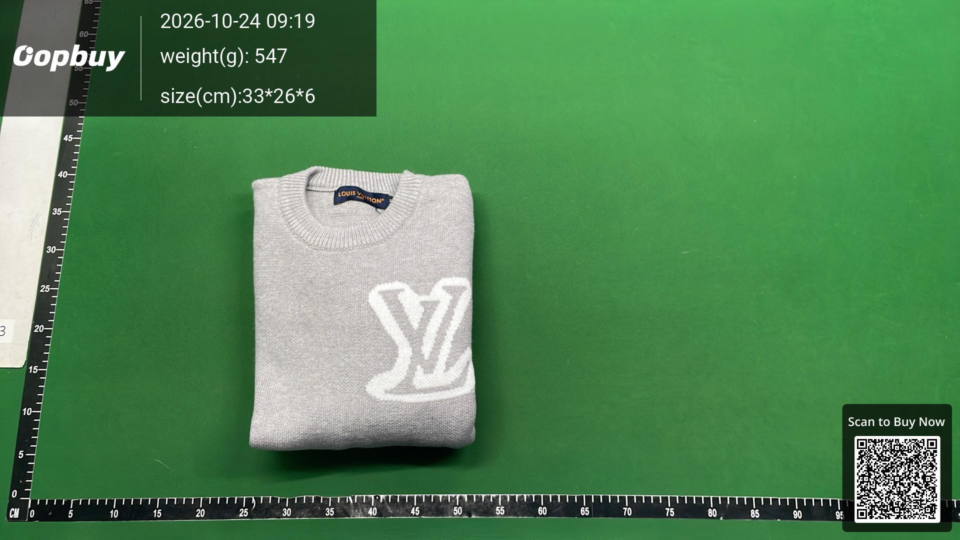 Foto QC 4 de Louis Vuitton Crewneck Sweater LV Logo Knit Grey