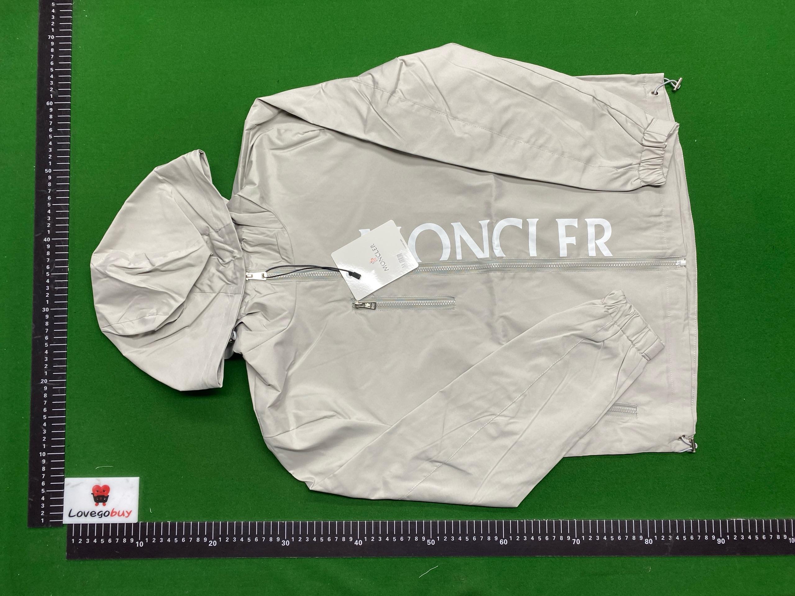 Foto QC 7 de Moncler Windbreaker Jacket Letter Print Hooded Black