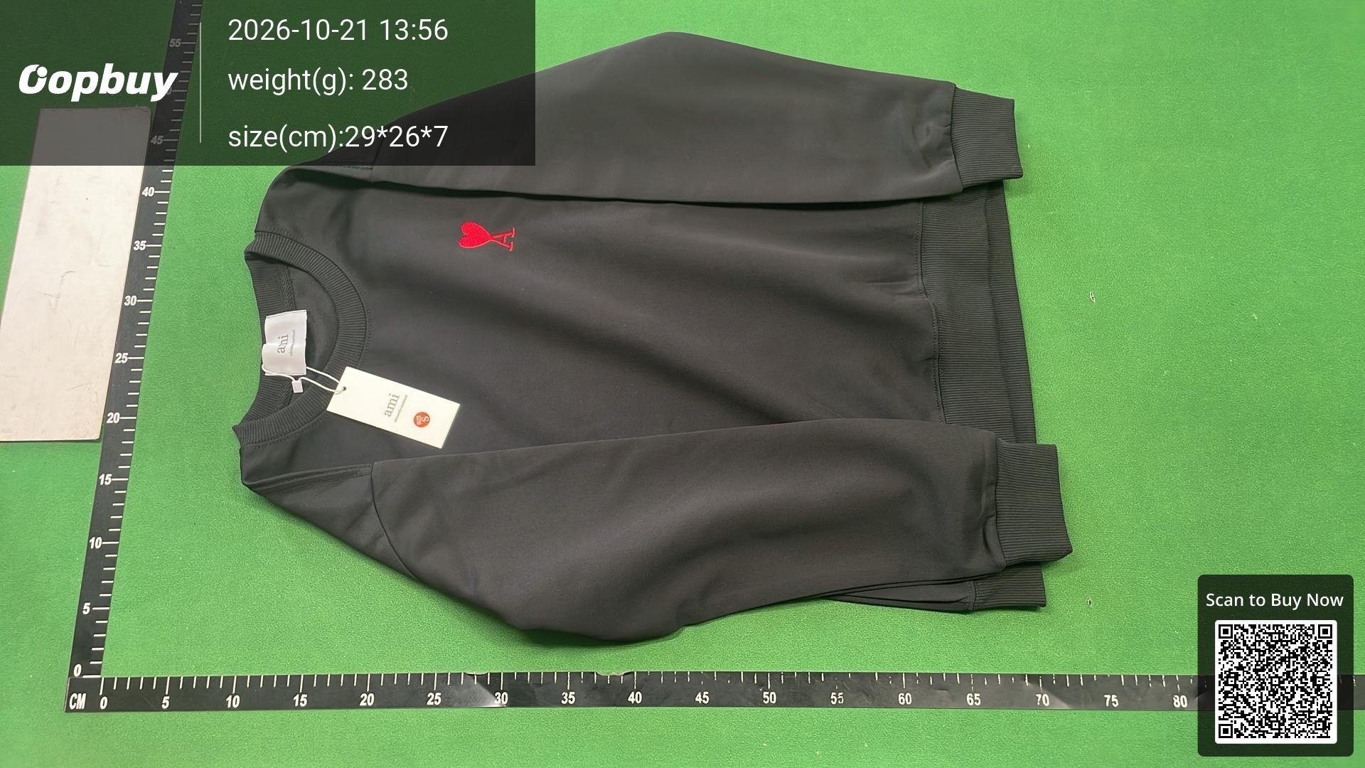 Foto QC 2 de Ami Paris Heart Logo Crewneck Sweater Black