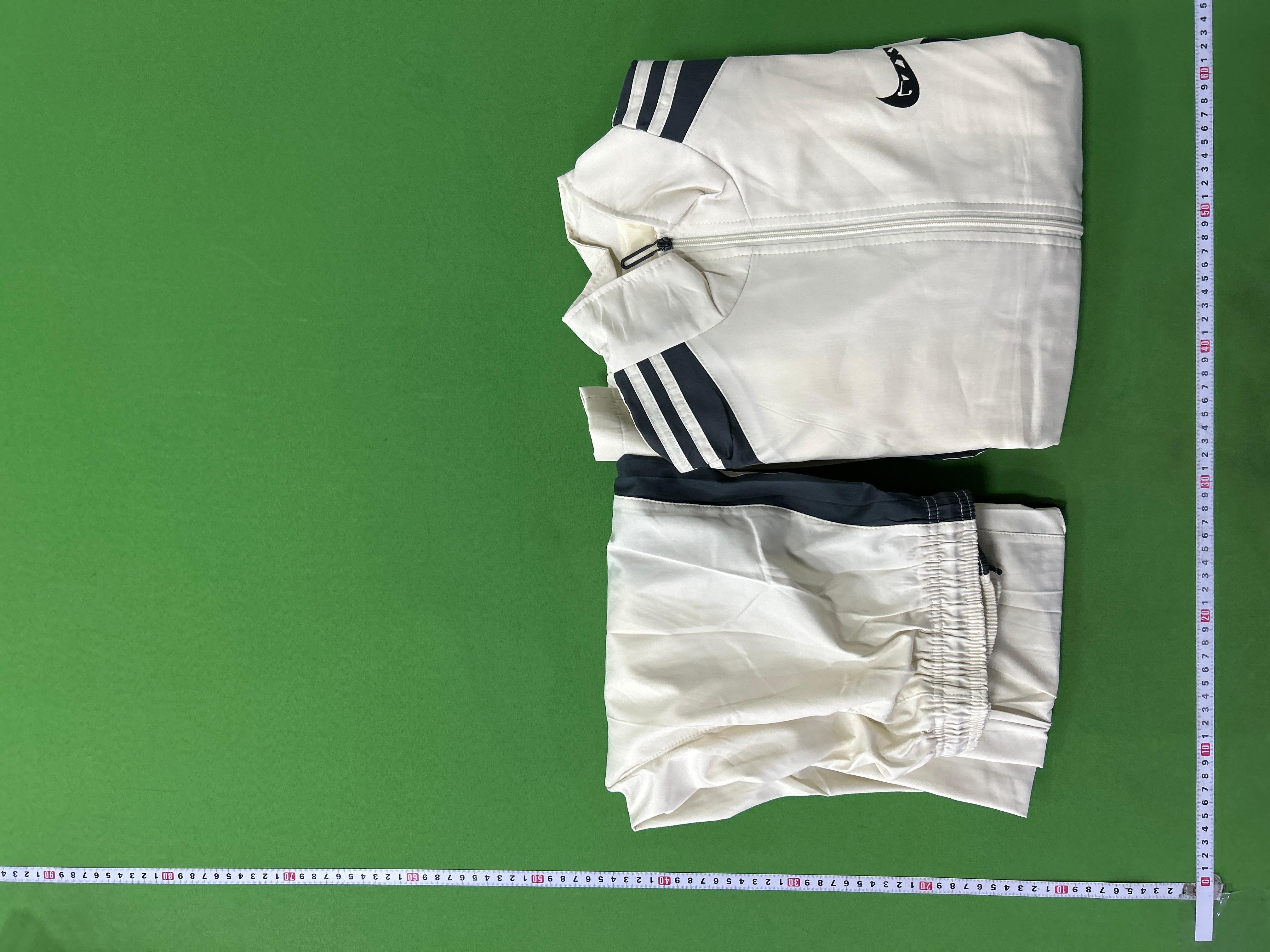 Foto QC 1 de Unbranded Tracksuit Set 2-Piece Black Grey