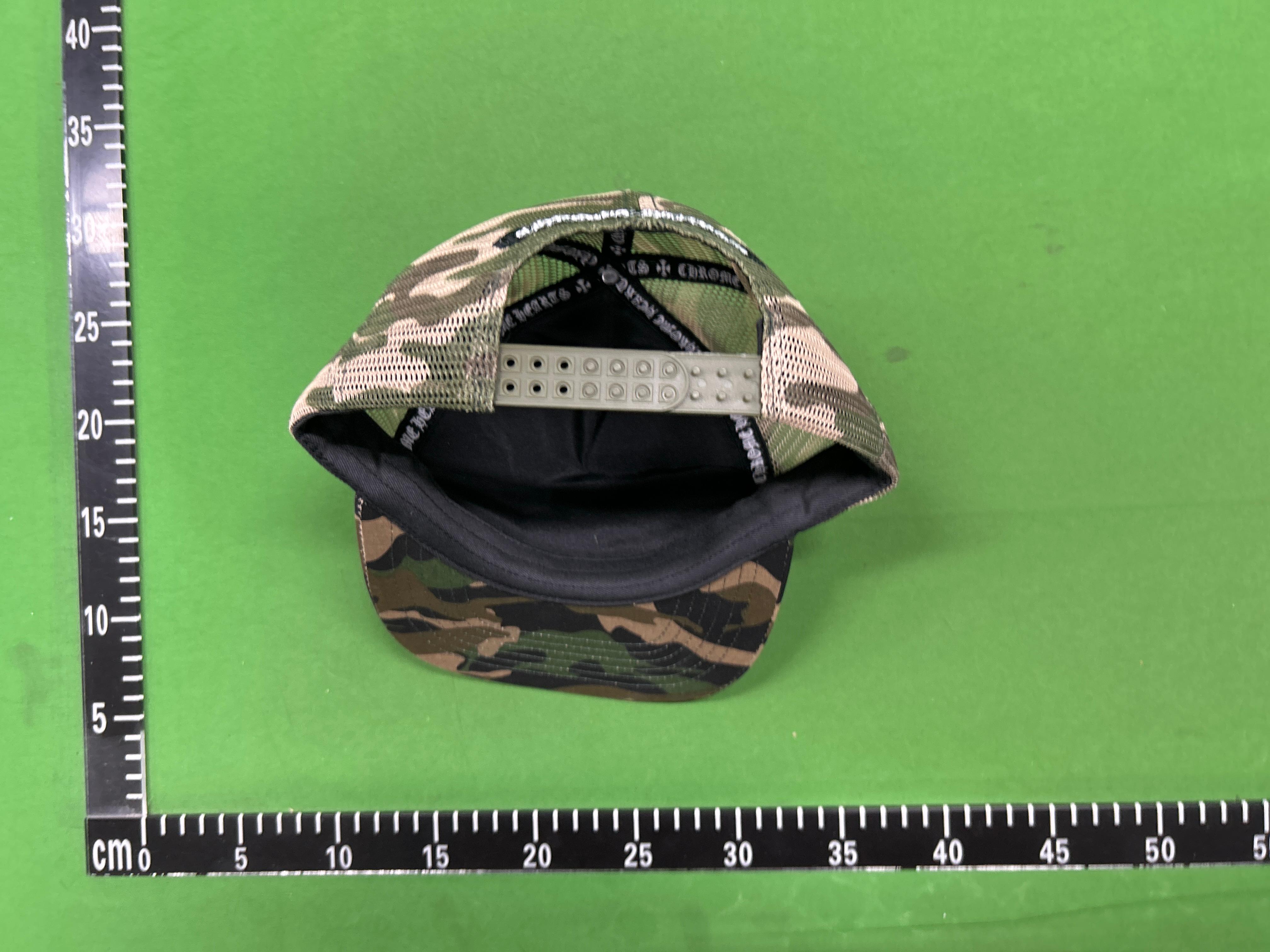 Foto QC 3 de Chrome Hearts Fuck Hollywood Trucker Hat Black/White