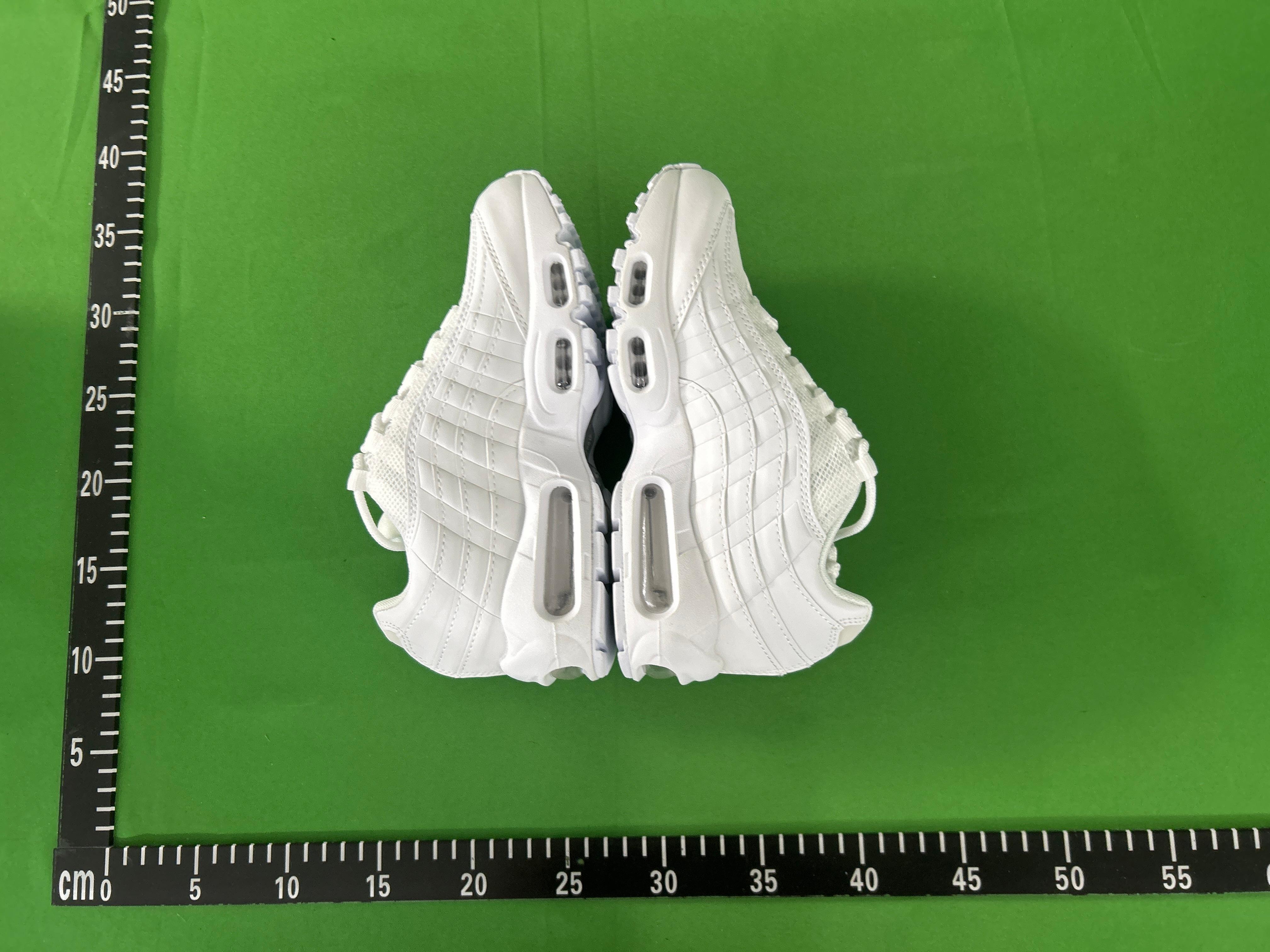 Foto QC 4 de Nike Air Max 95 OG Gunsmoke Pink Foam