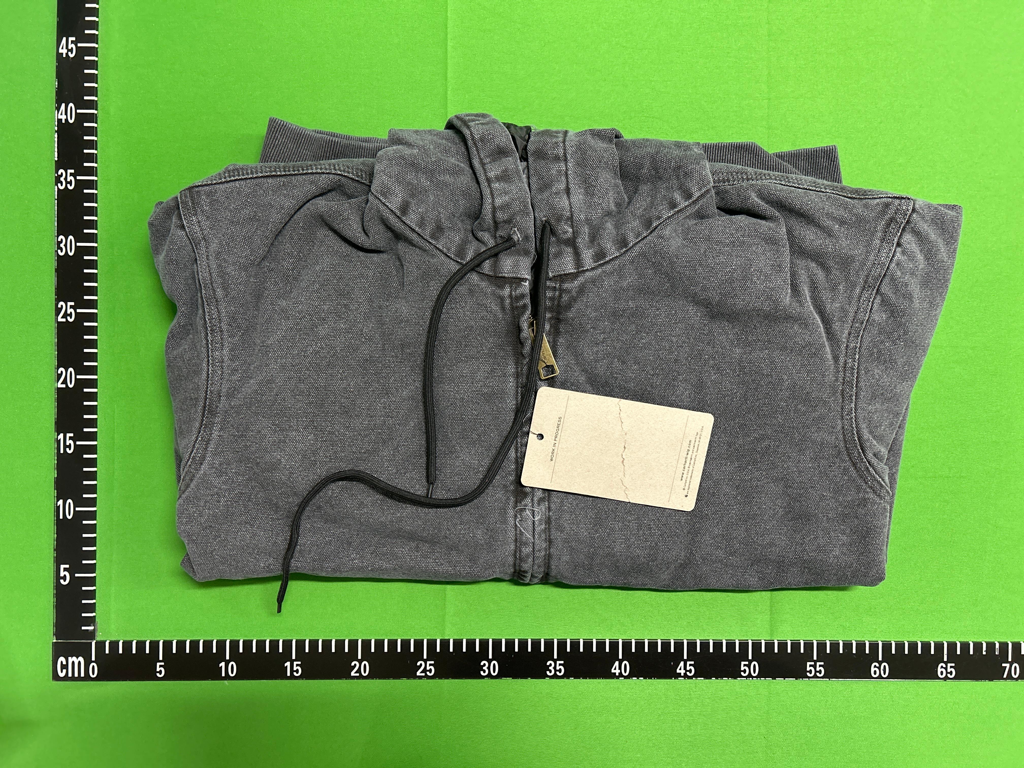 Foto QC 8 de Carhartt WIP Chase T-shirt Long Sleeve Dark Navy