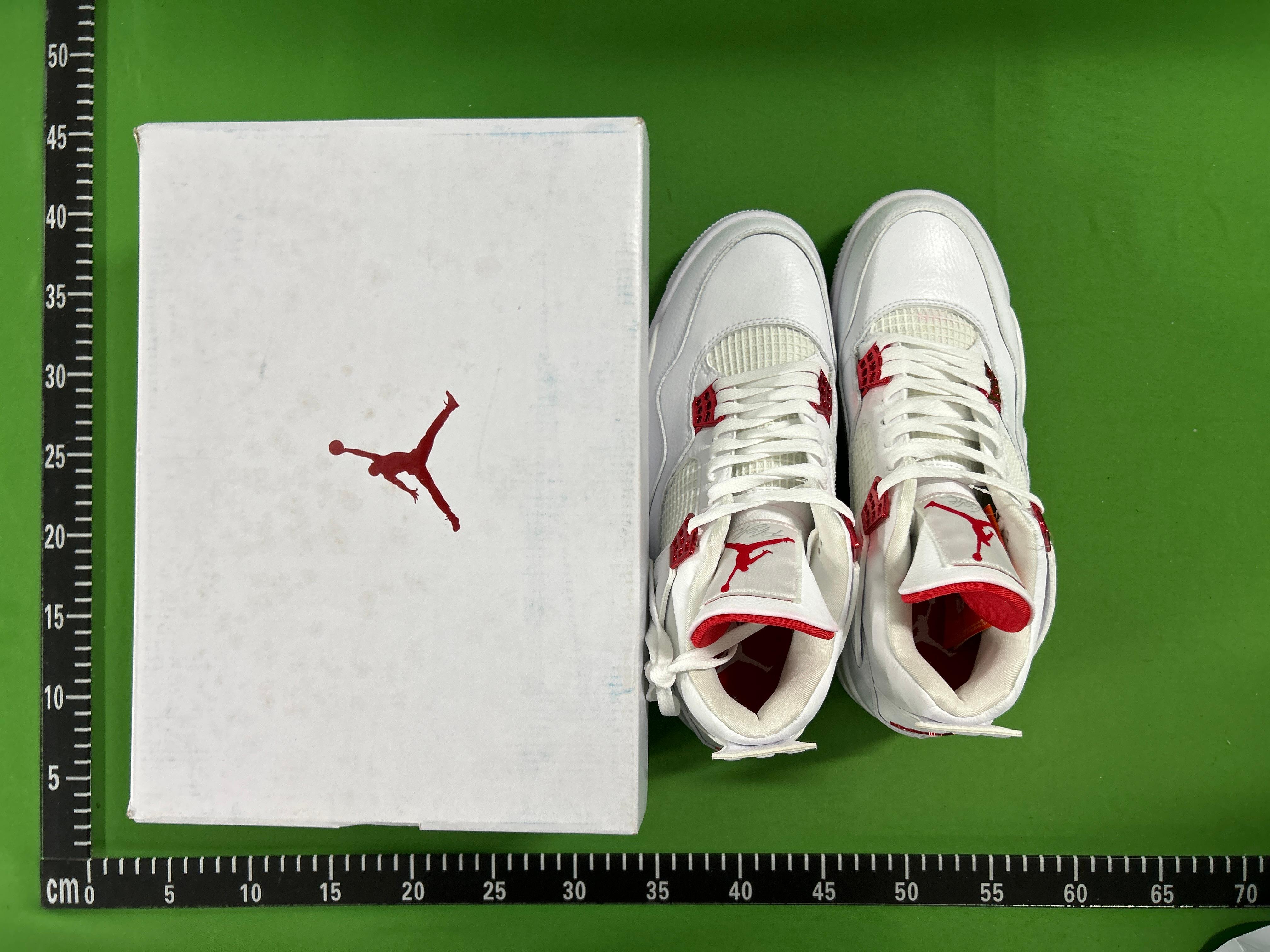 Foto QC 2 de Jordan 4 Retro Levi's White Denim AO2571-100