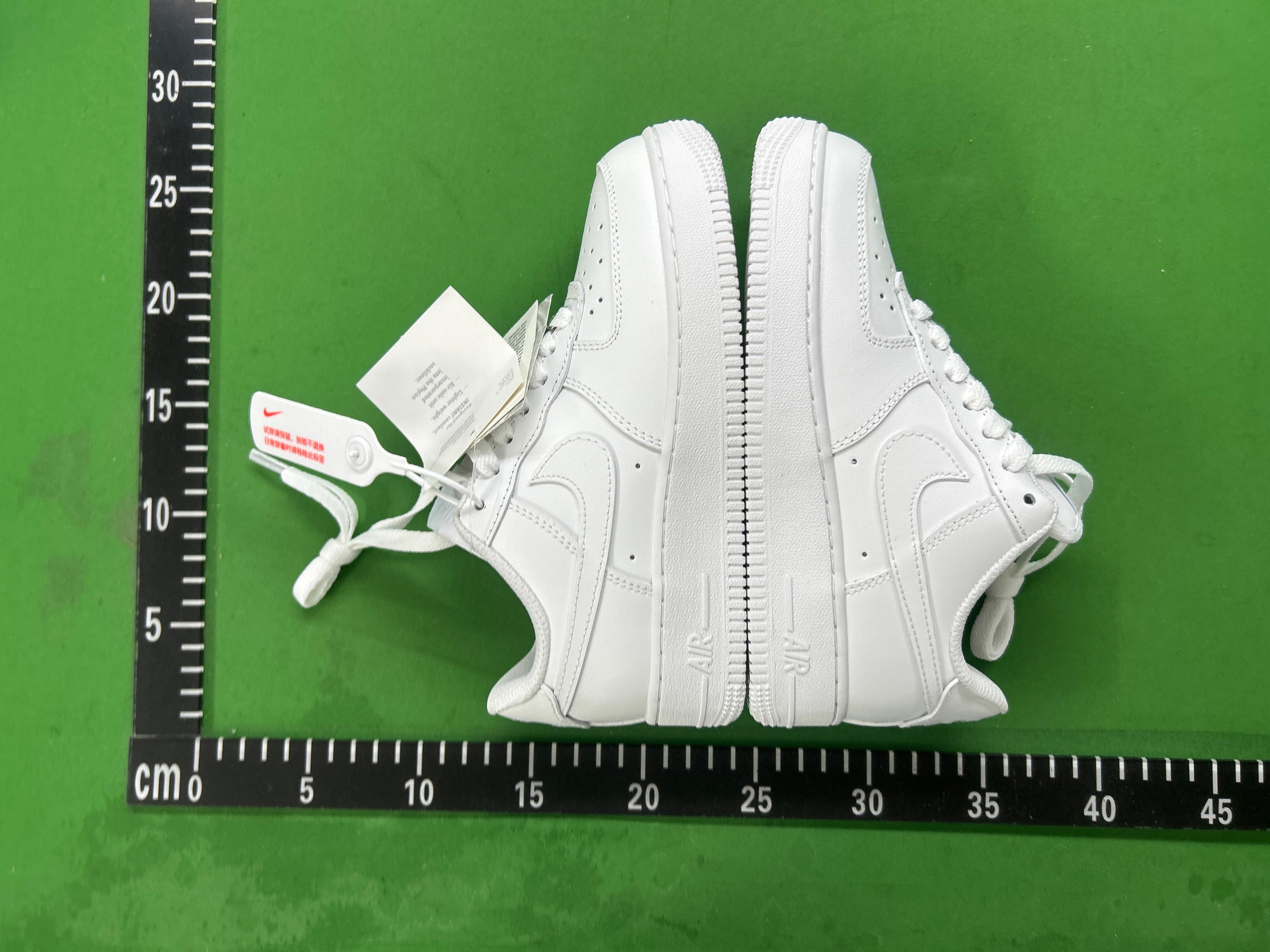 Foto QC 7 de Nike Air Force 1 '07 Low Triple White CW2288-111