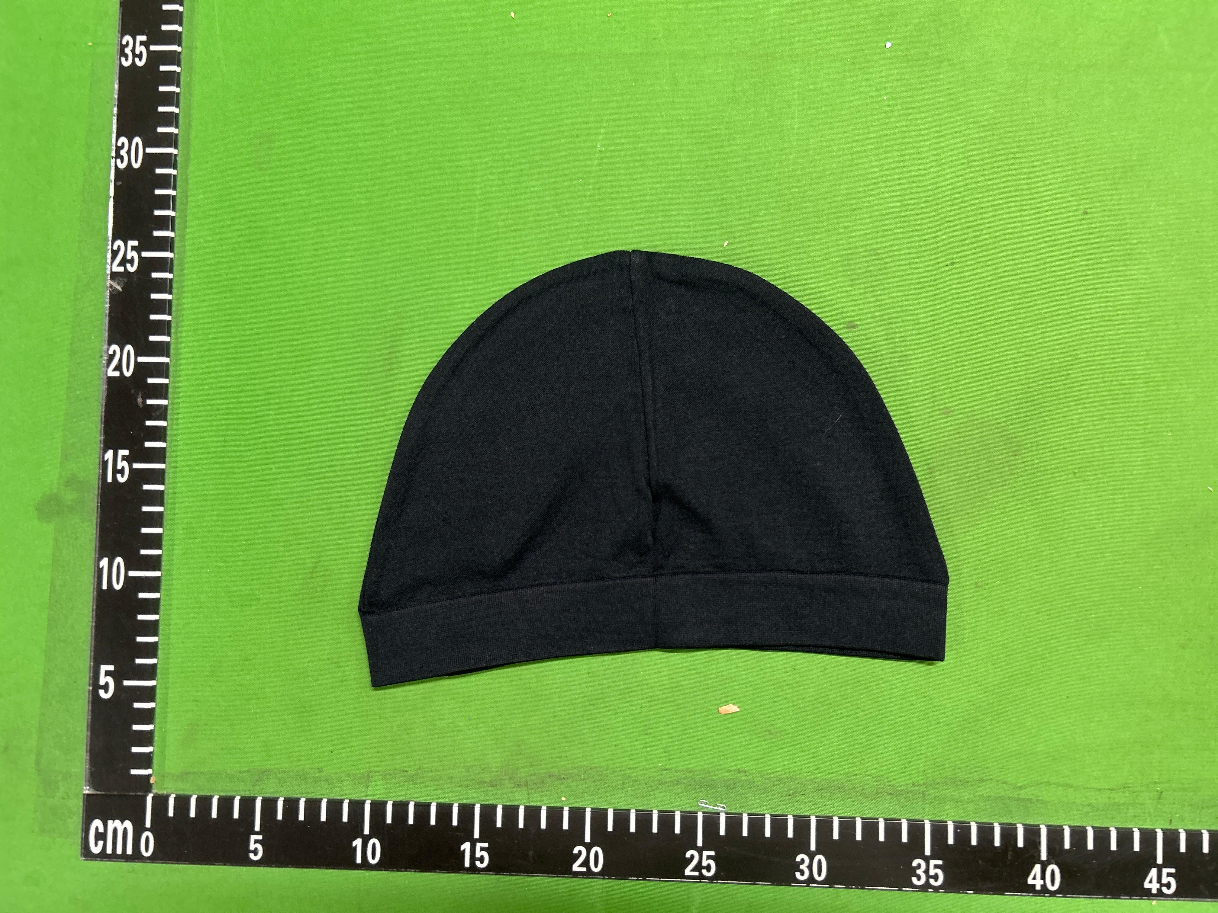 Foto QC 7 de Syna World Logo Skull Beanie Black Red