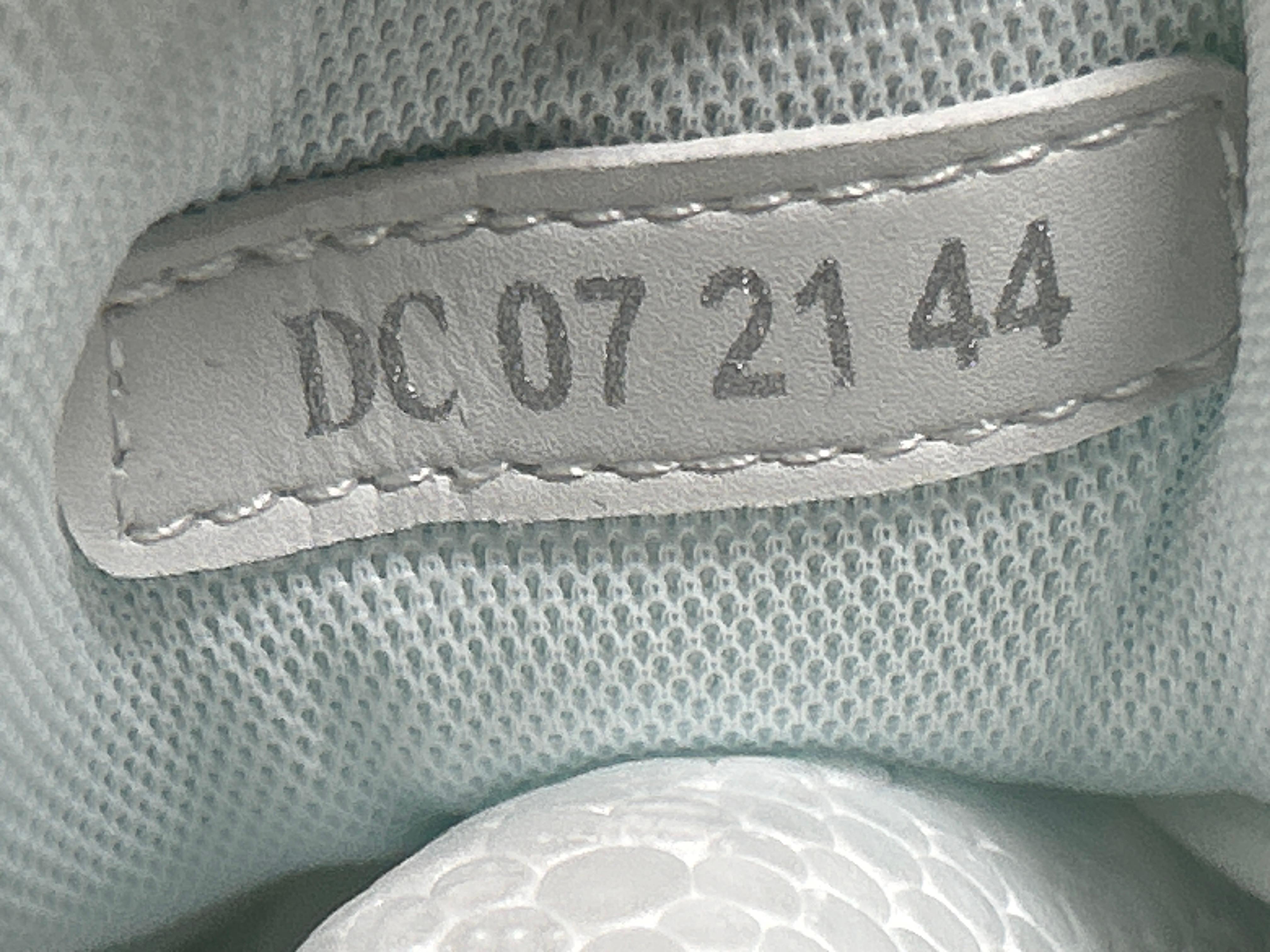 Foto QC 8 de Dior B30 Mesh Reflective Black