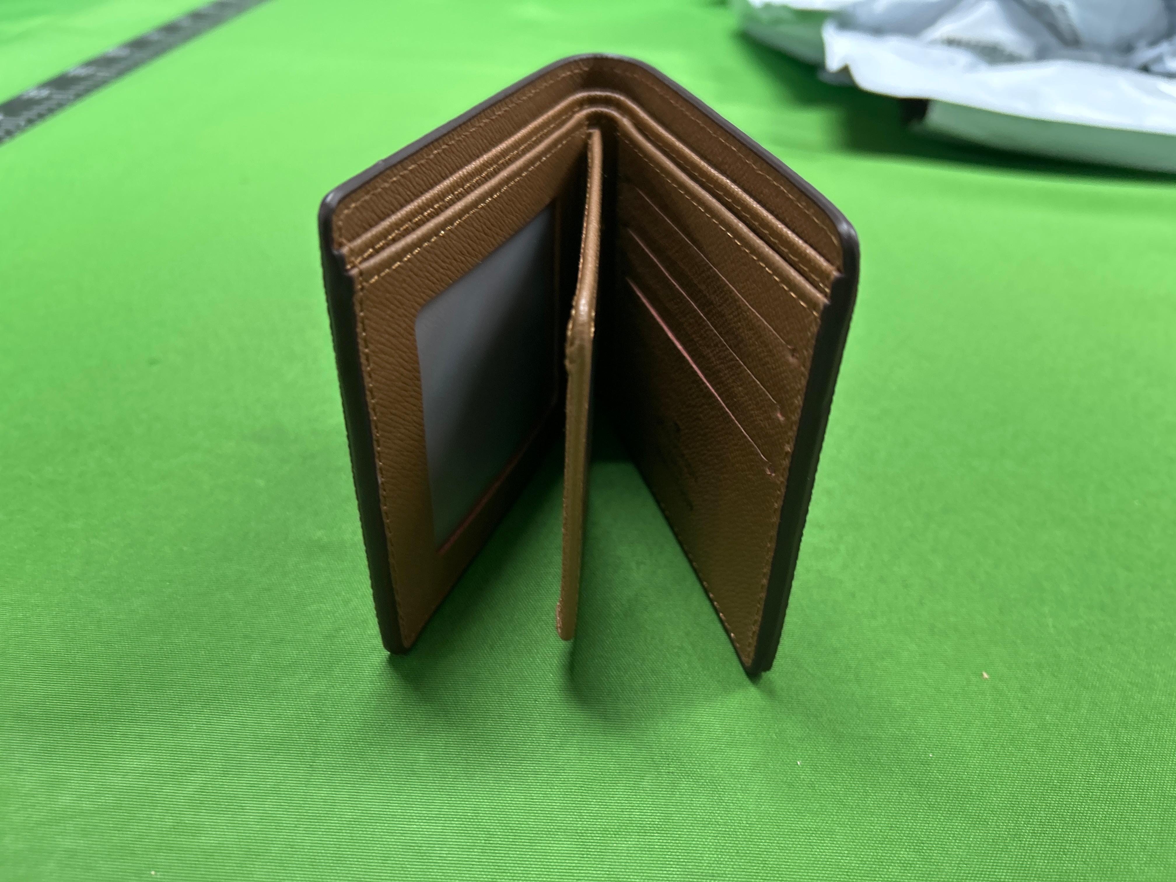 Foto QC 3 de Louis Vuitton Supreme Slender Wallet Epi Black