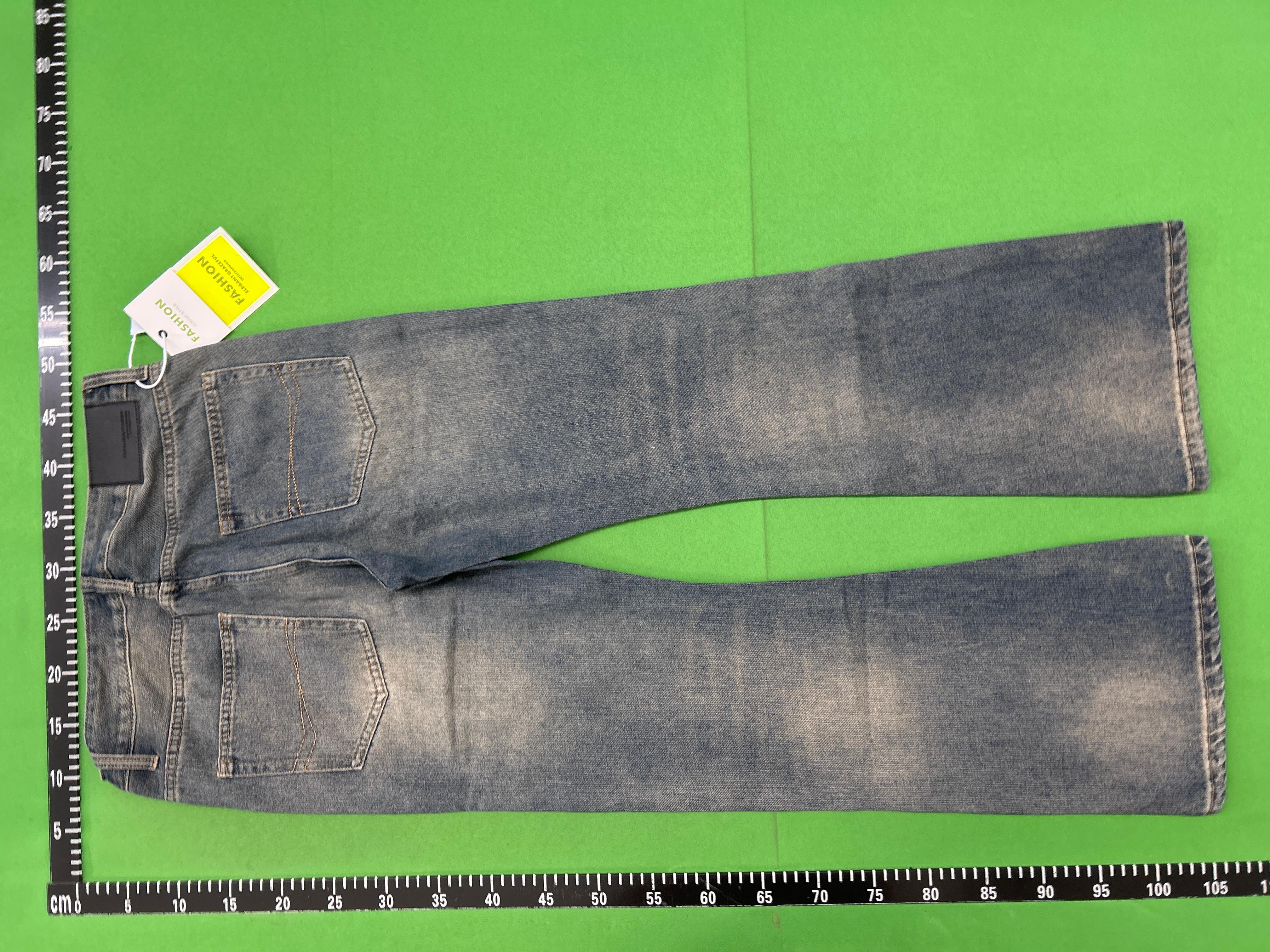 Foto QC 8 de Other 2025 Japan Okayama Slub Jeans Distressed Relaxed Bootcut Sunset Gradient Wash Blue
