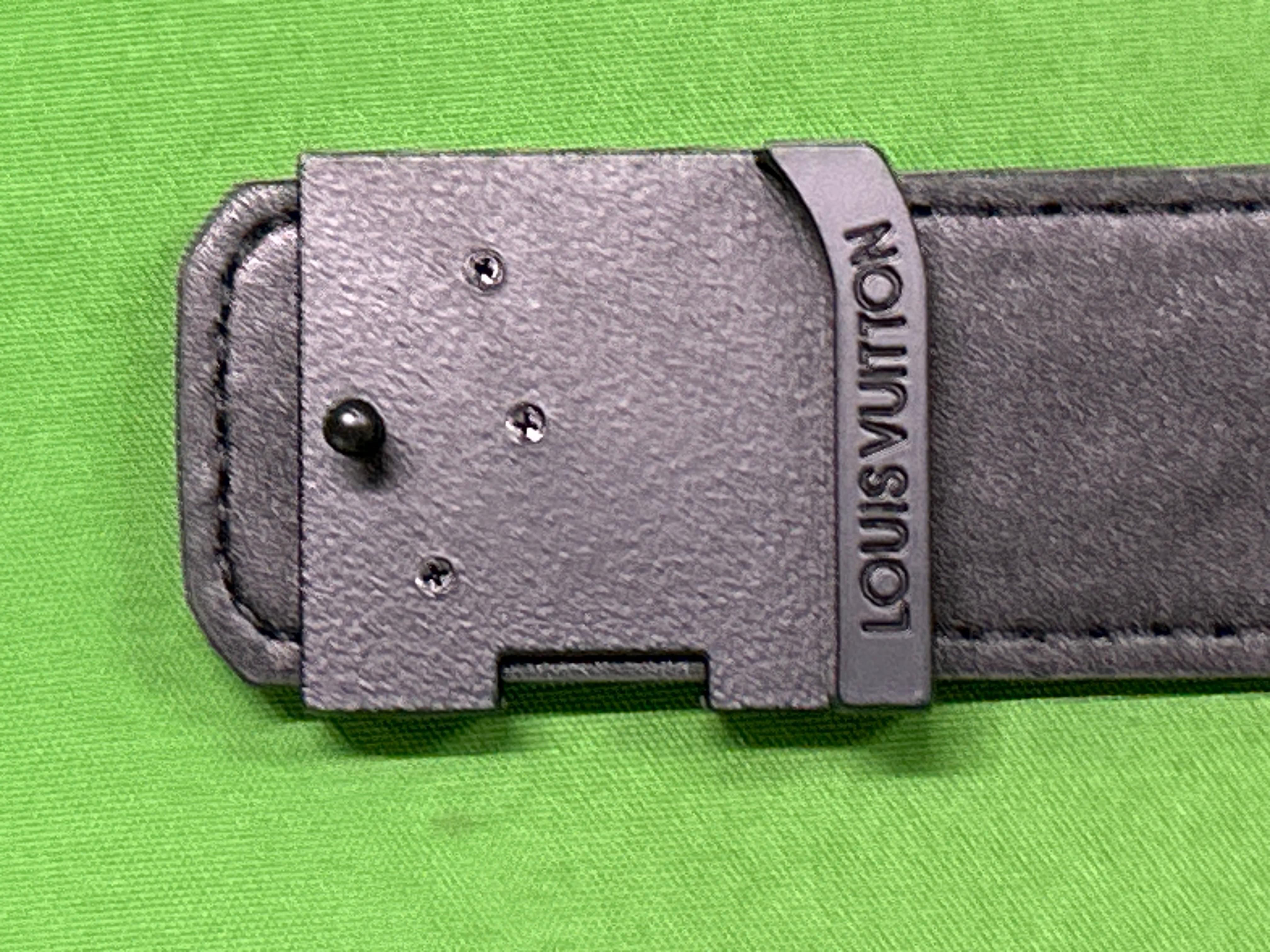 Foto QC 4 de Louis Vuitton LV Initiales Belt Damier Graphite