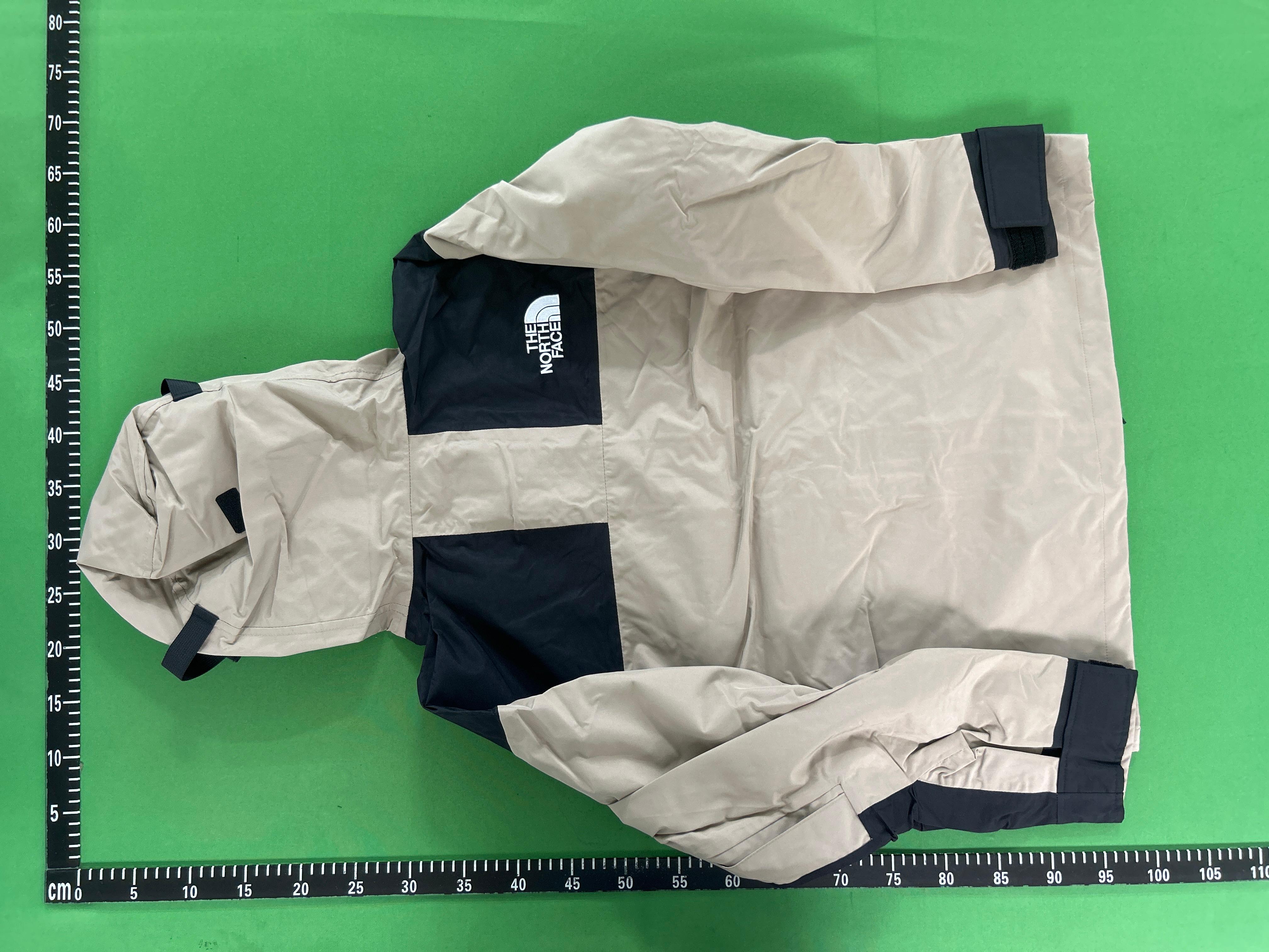 Foto QC 4 de The North Face 1990 Mountain Jacket Gore-Tex Purple