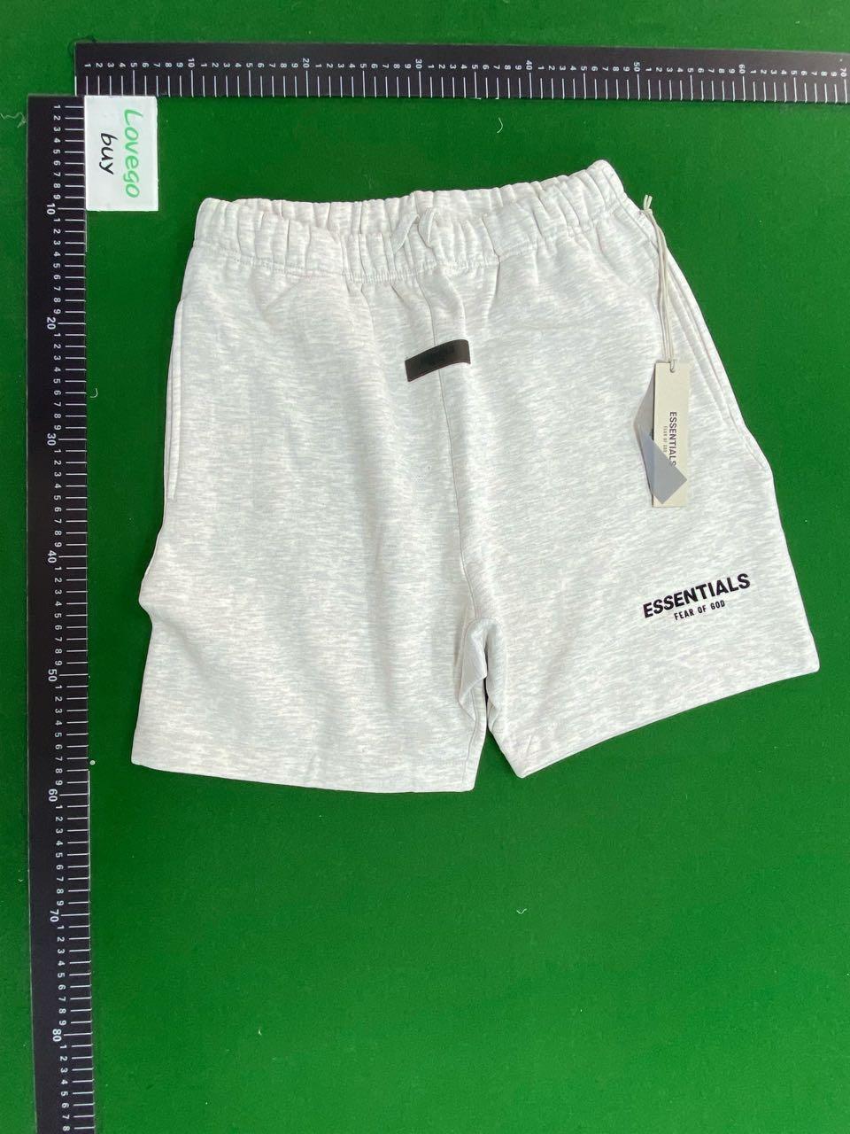 Foto QC 1 de Fear of God Essentials Sweat Shorts Flocked Logo Black