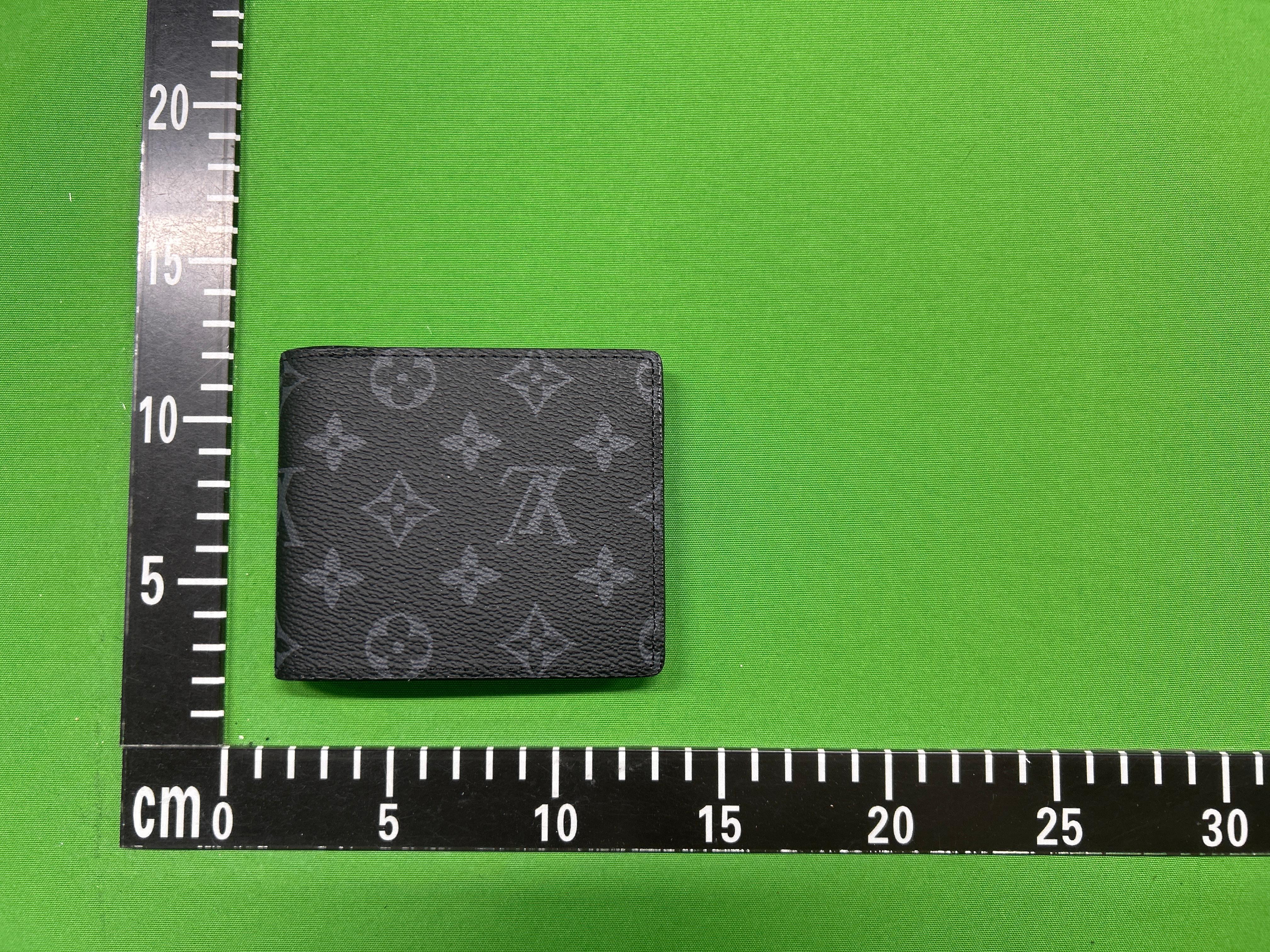 Foto QC 1 de Louis Vuitton Multiple Wallet Monogram Shadow Black
