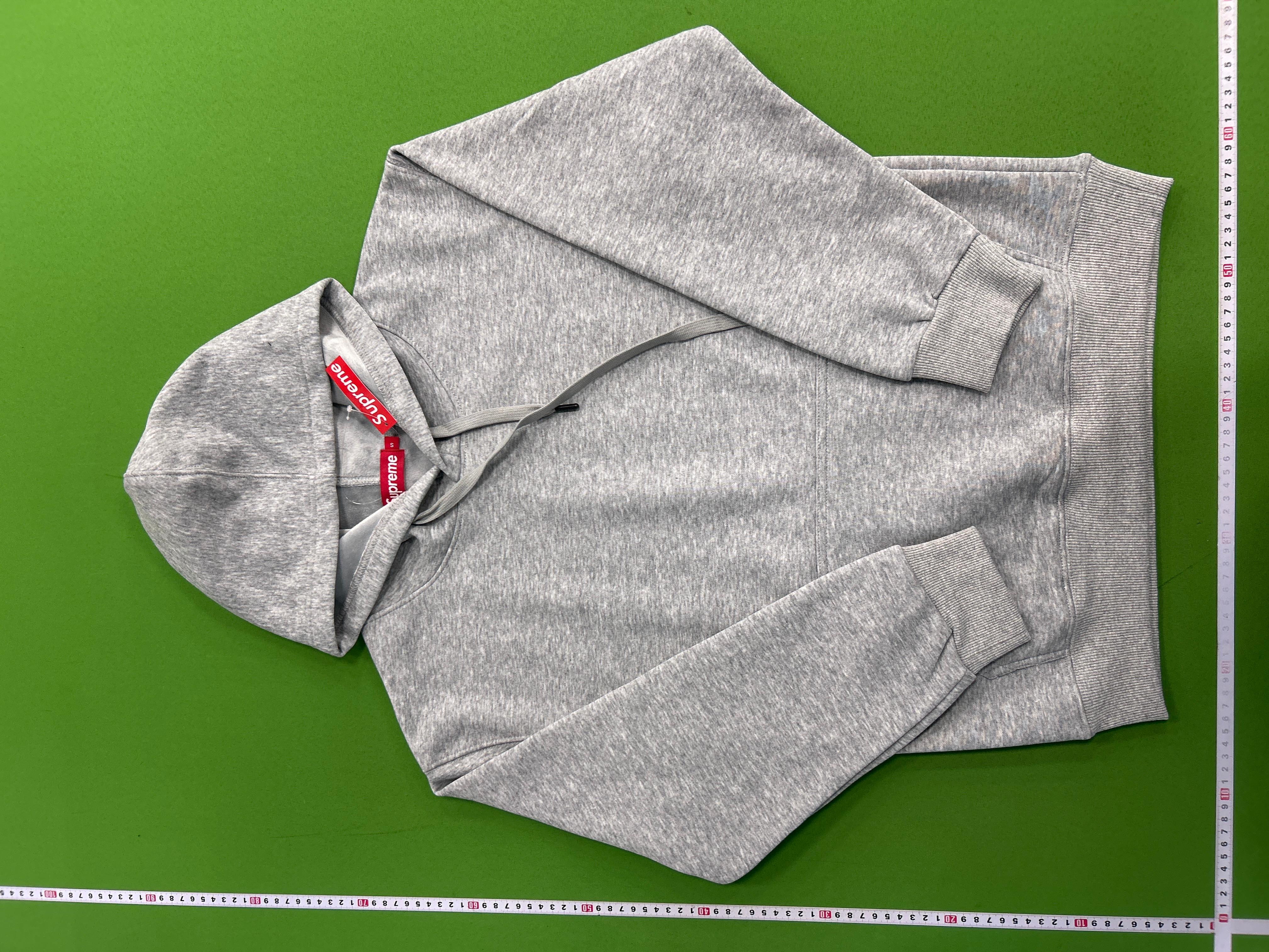 Foto QC 3 de Supreme Satin Applique Hooded Sweater Heather Grey