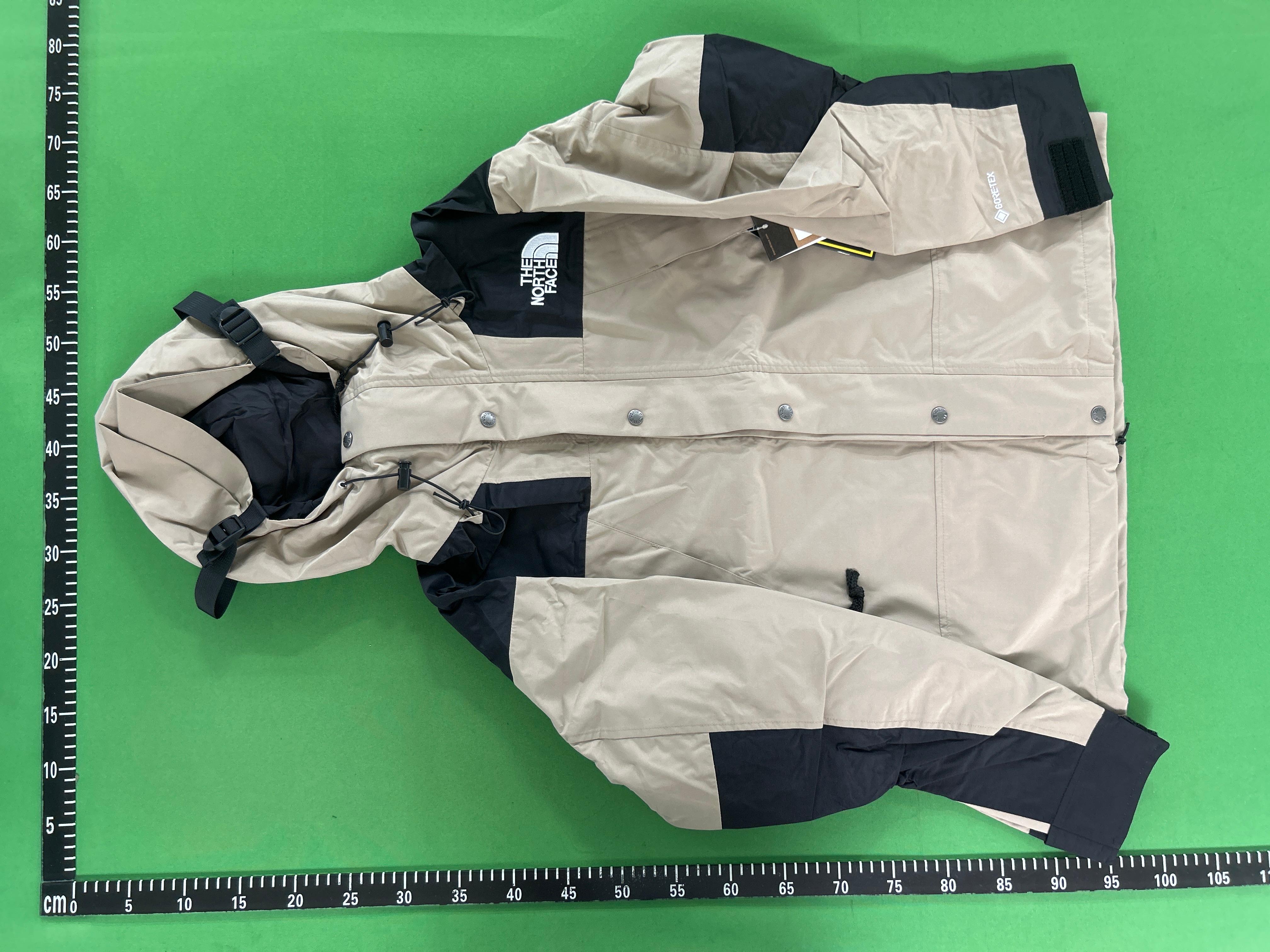 Foto QC 3 de The North Face 1990 Mountain Jacket Gore-Tex Purple
