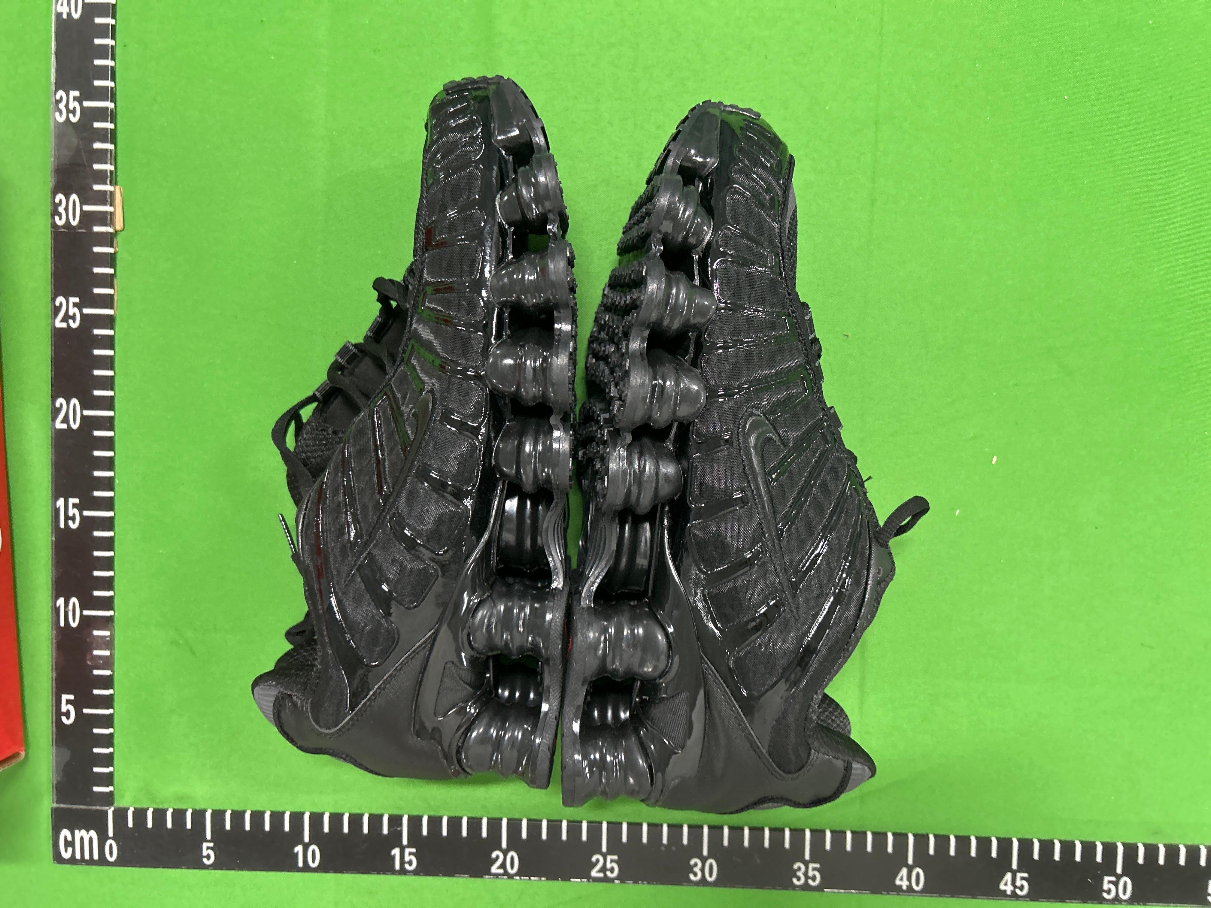 Foto QC 5 de Nike Shox TL Black Playful Pink IH4485-001