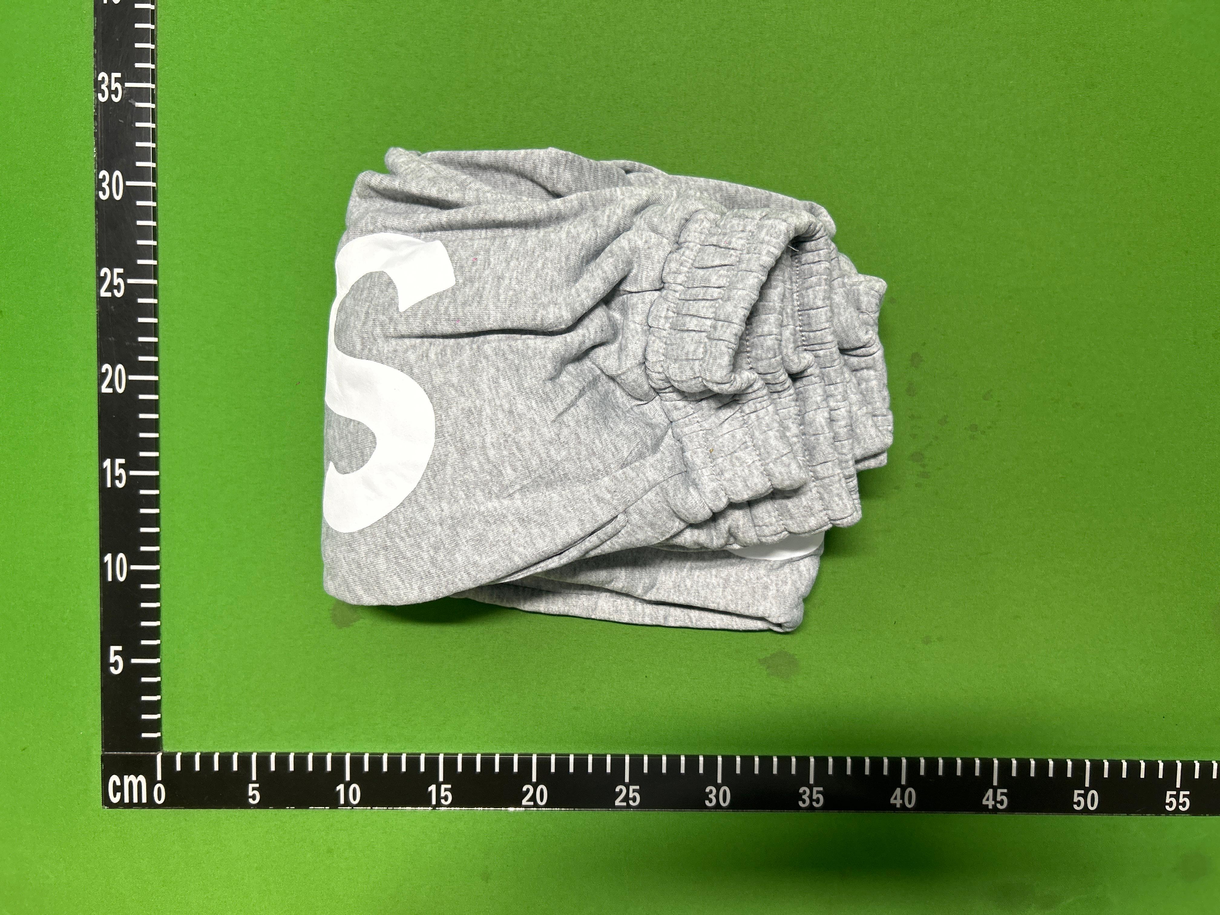 Foto QC 4 de Supreme Sweatpants Big Logo Heather Grey