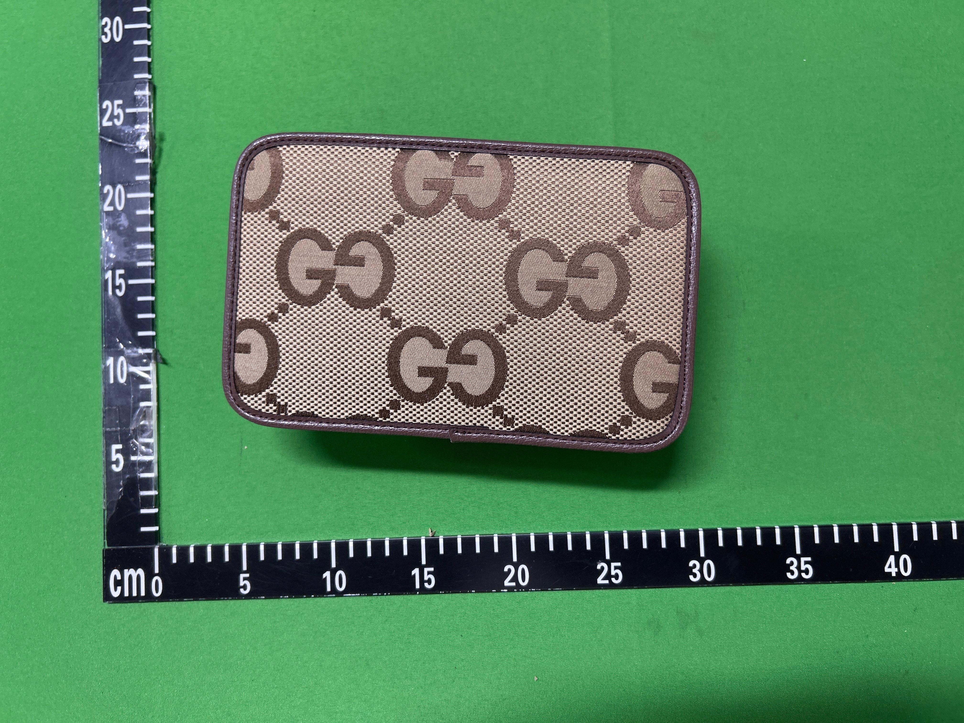 Foto QC 4 de Gucci Ophidia Mini GG Supreme Canvas Camera Bag