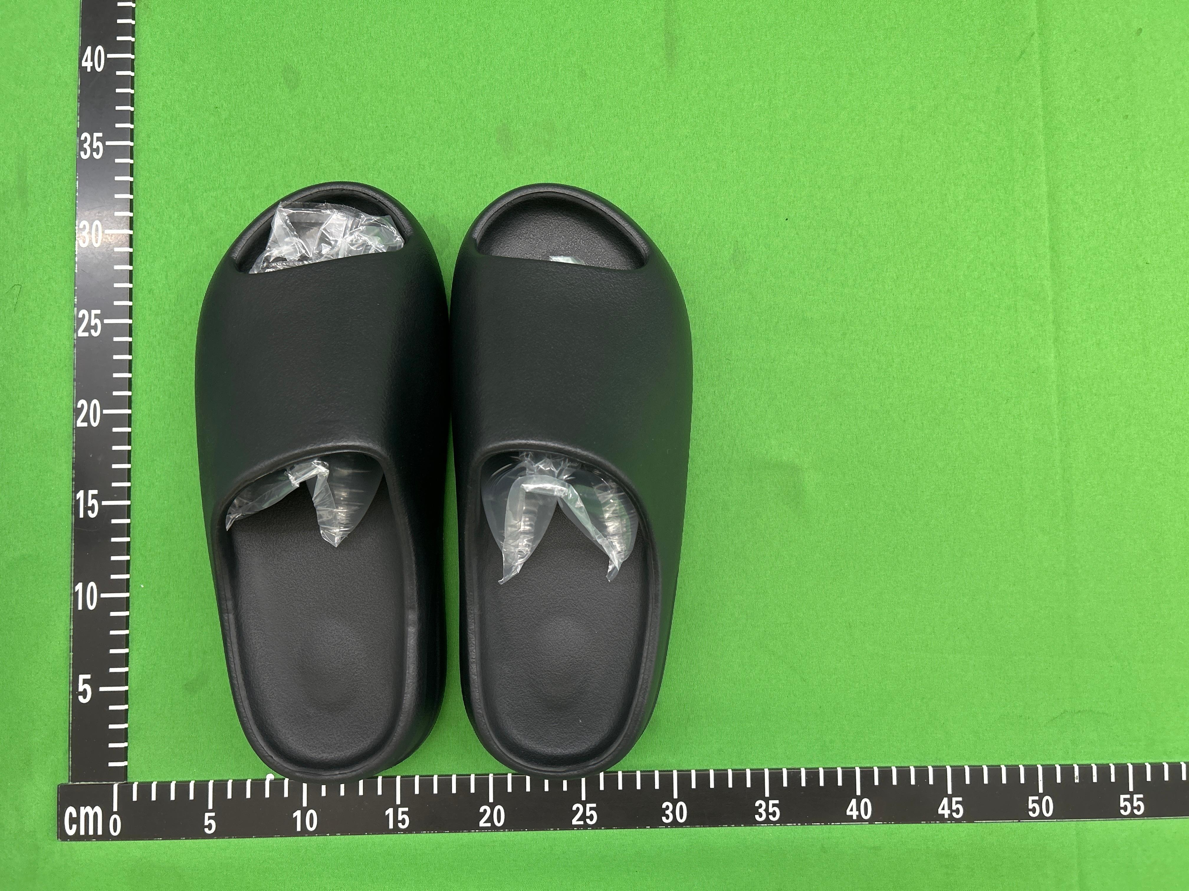 Foto QC 1 de adidas Yeezy Slide Onyx