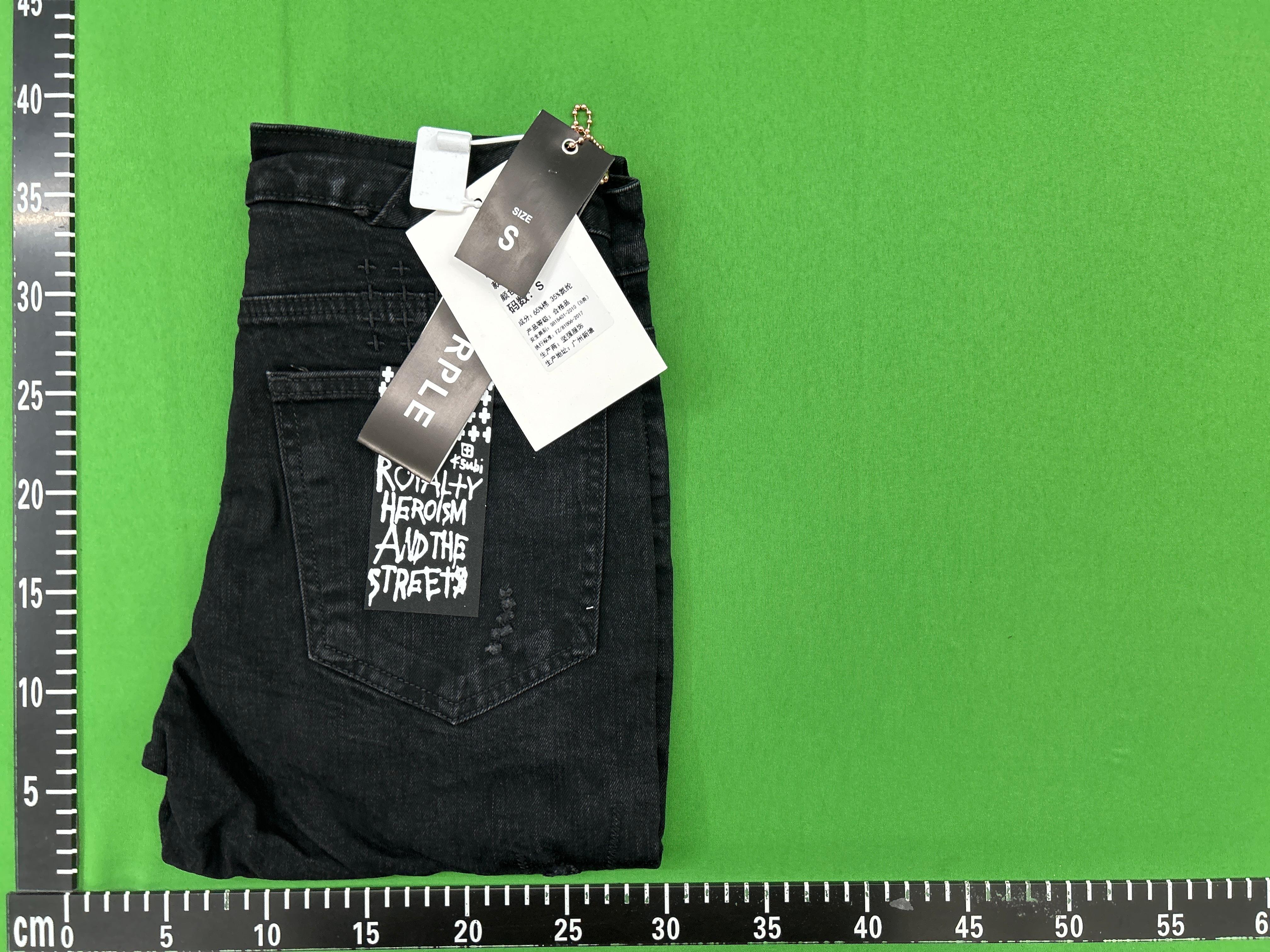 Foto QC 6 de Amiri Jeans Heavy Wash Distressed Embroidered Blue