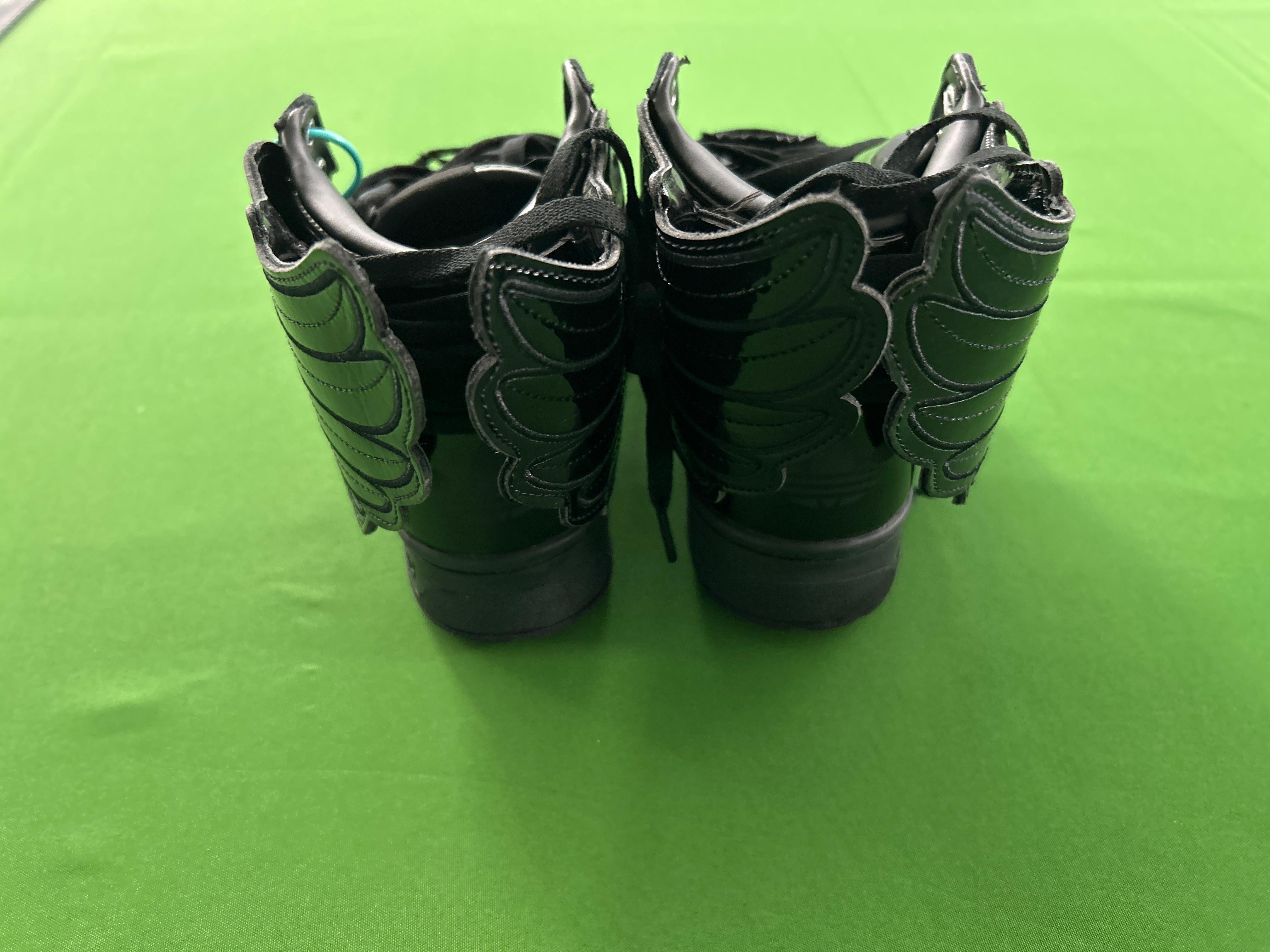 Foto QC 3 de adidas Forum JS Wings 4.0 High Jeremy Scott Cloud White GX9445