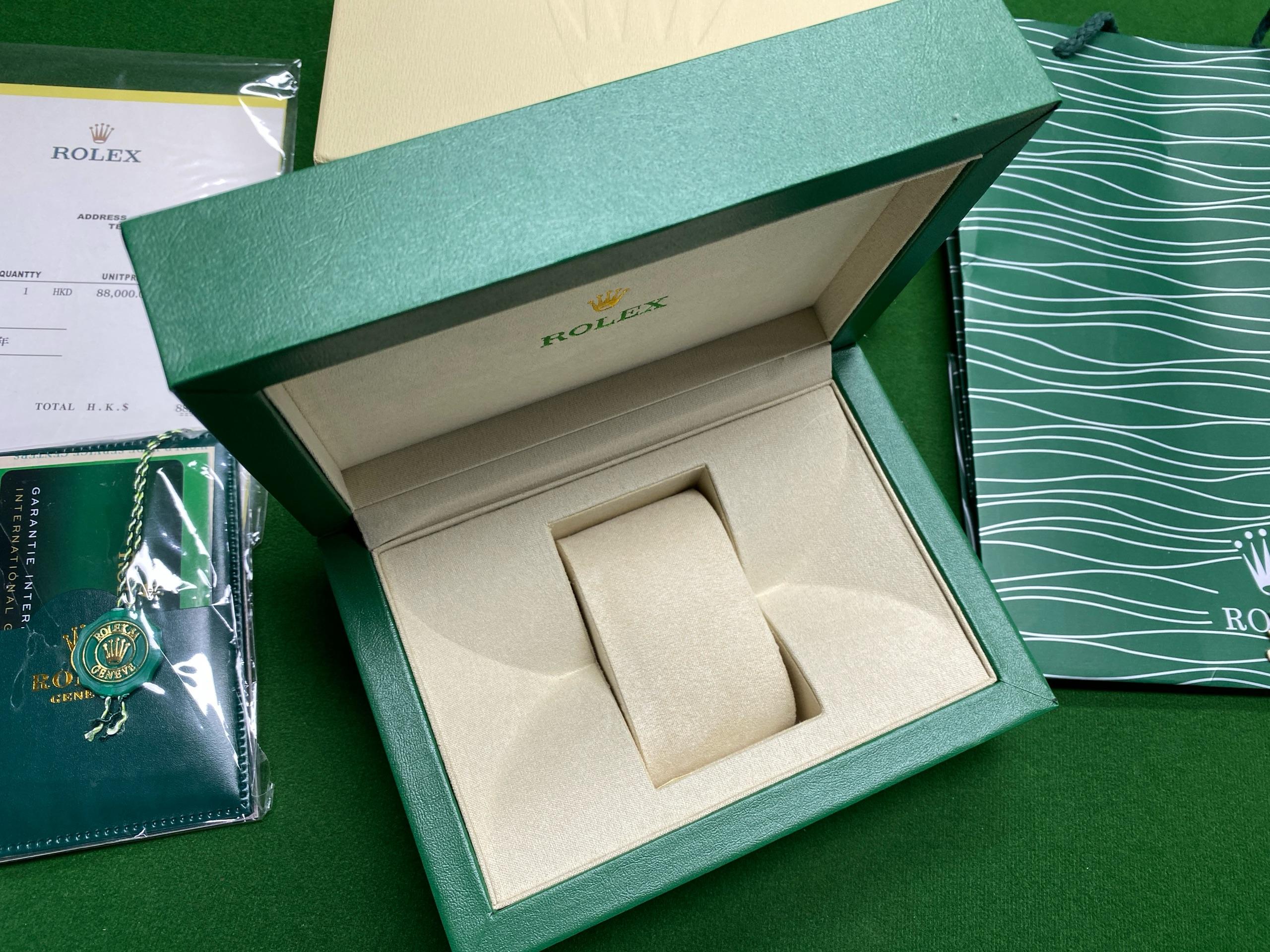 Foto QC 6 de Casio G-Shock Watch Box Packaging Set