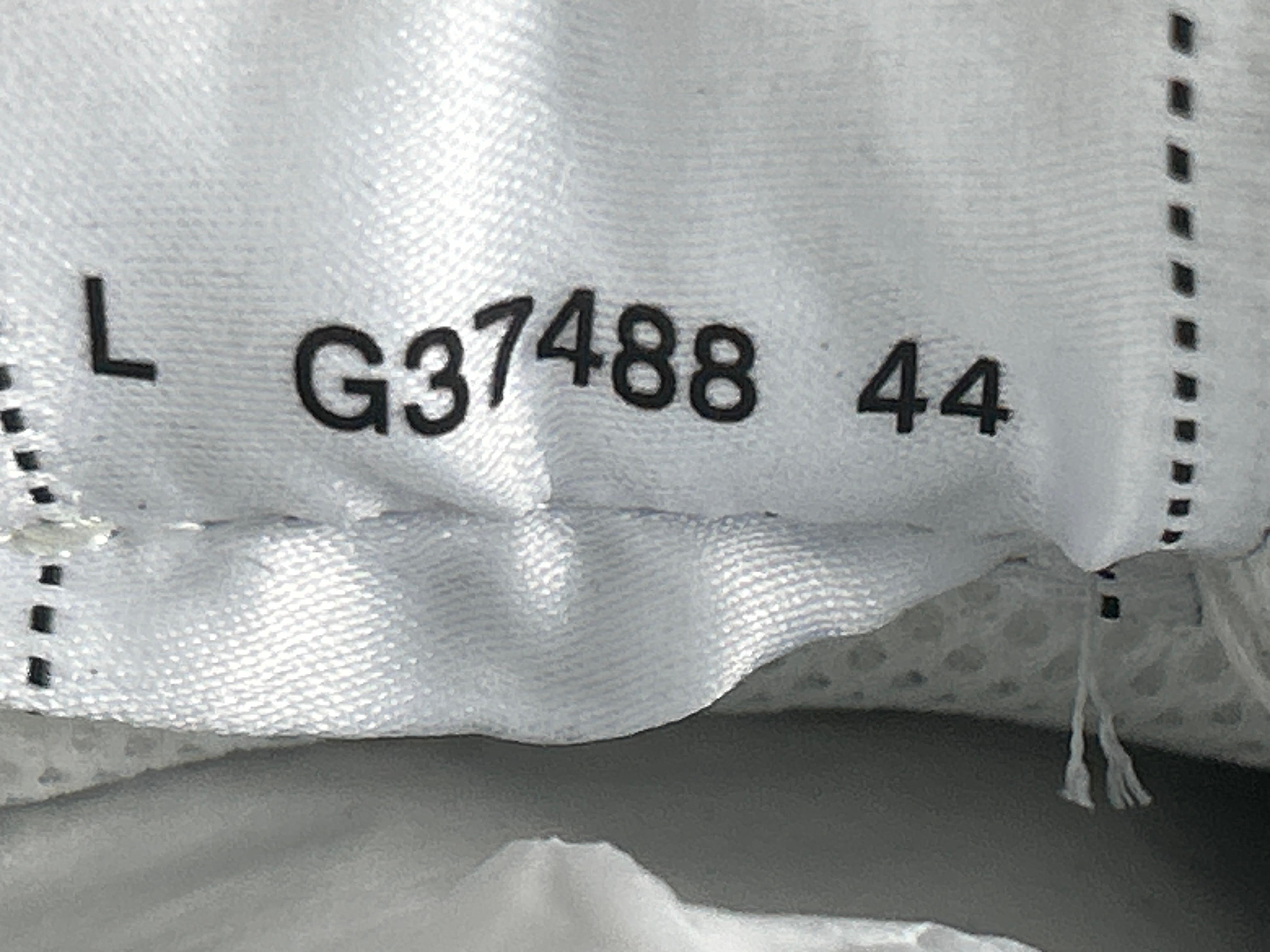 Foto QC 8 de Other Chanel-style Low Grey Black