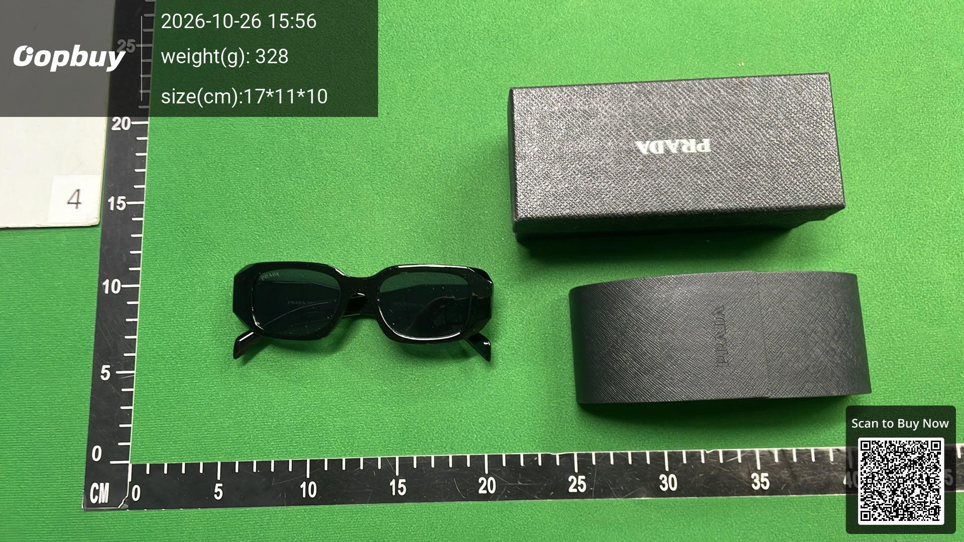 Foto QC 6 de Cartier C Décor Rectangle-Frame Metal Eyeglasses Silver Black Clear (CT0287O)
