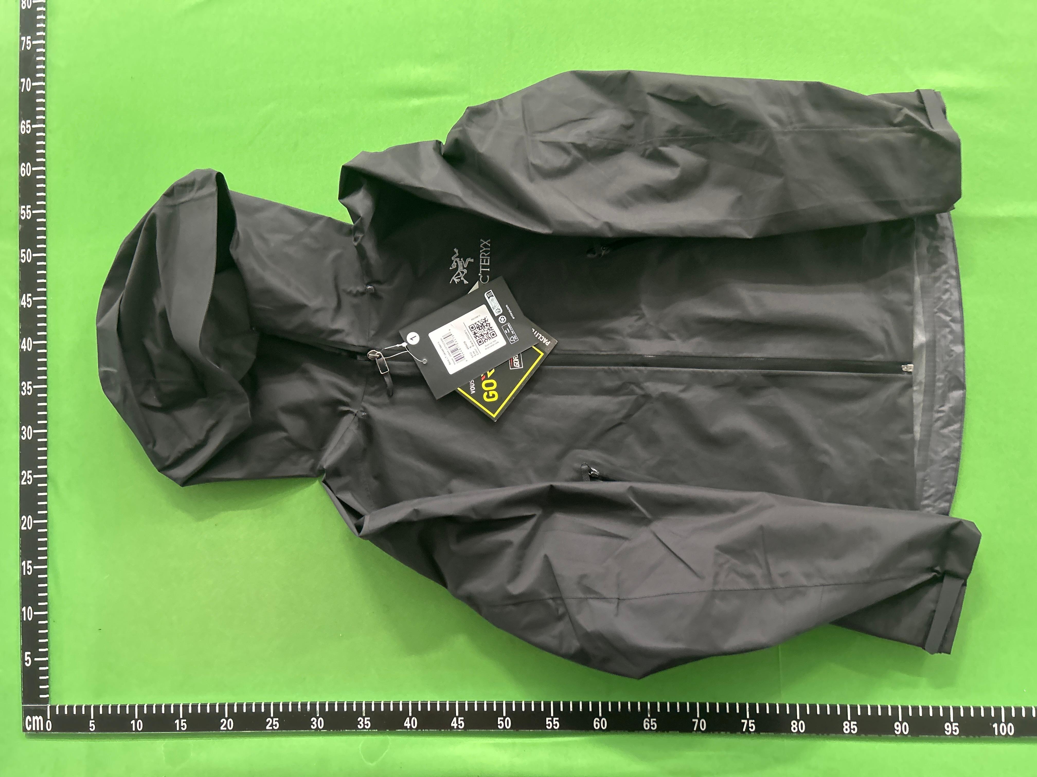 Foto QC 4 de Arc'teryx LT SV Jacket Gore-Tex Black