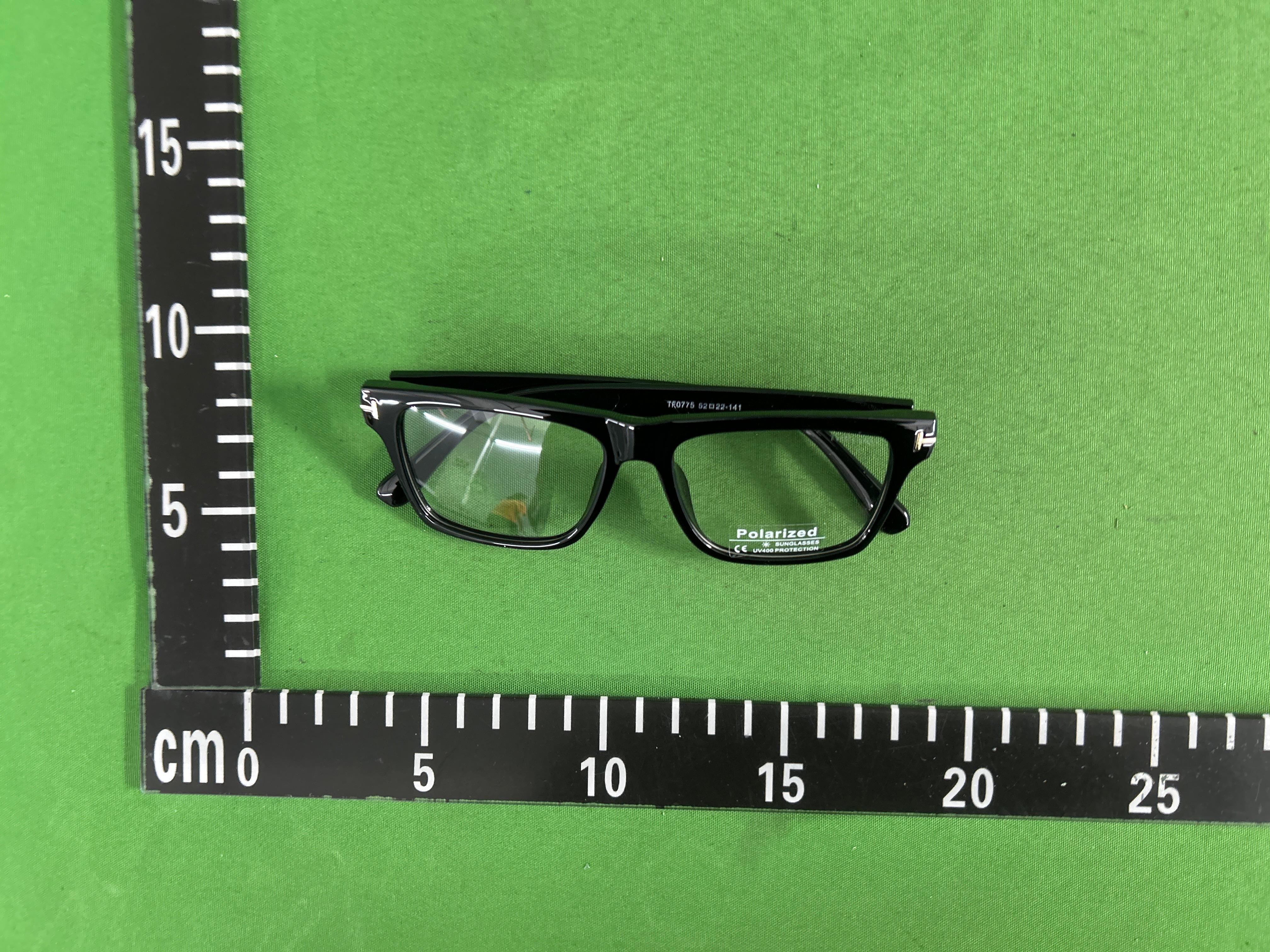 Foto QC 3 de Other Square-Frame Acetate Sunglasses Black Yellow (0775)