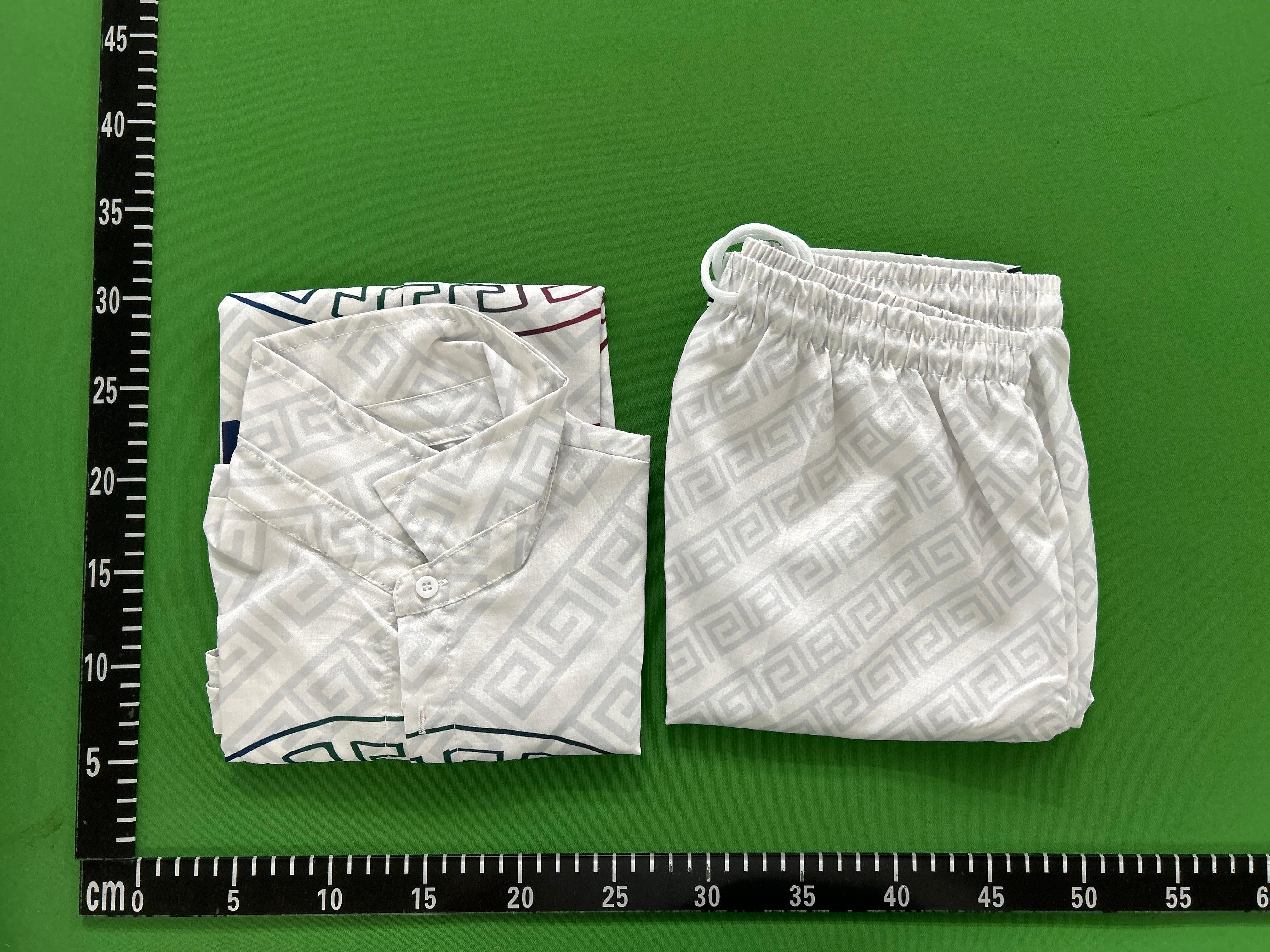 Foto QC 6 de Versace Set 2-Piece Black