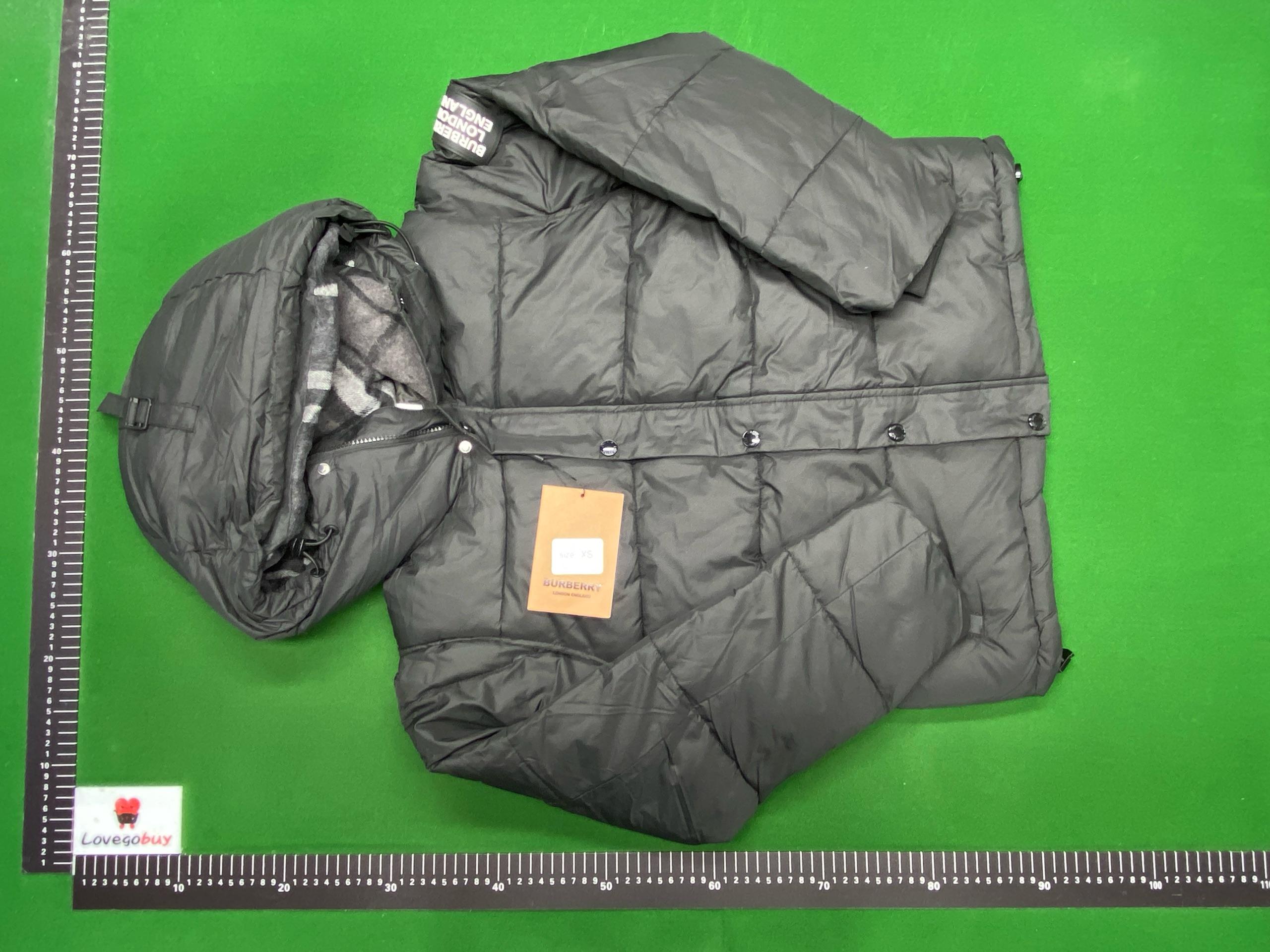 Foto QC 2 de Canada Goose Wyndham Parka Down Jacket Fur Trim Black