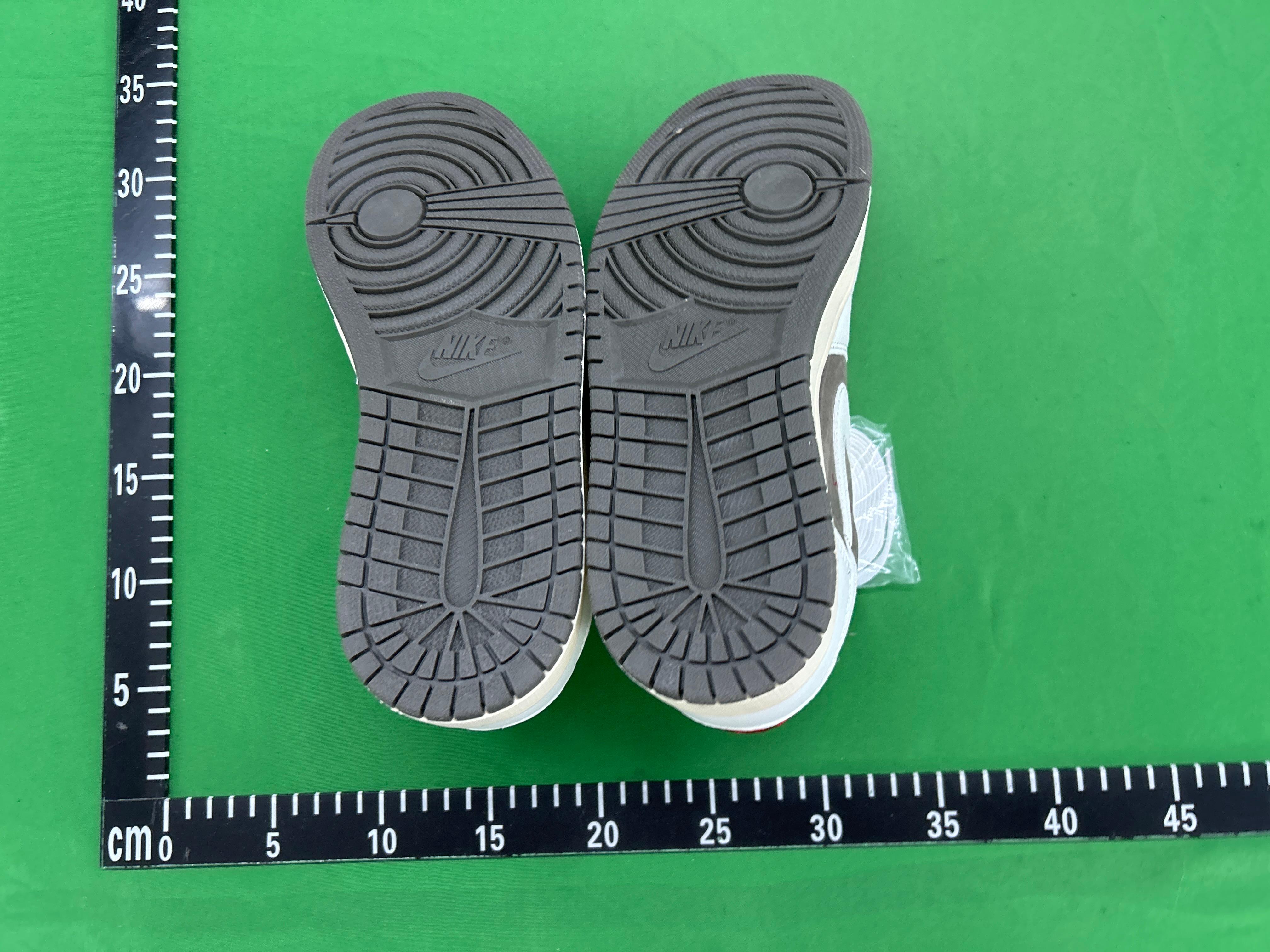 Foto QC 7 de Jordan 1 Retro Low OG SP Travis Scott Black Phantom DM7866-001