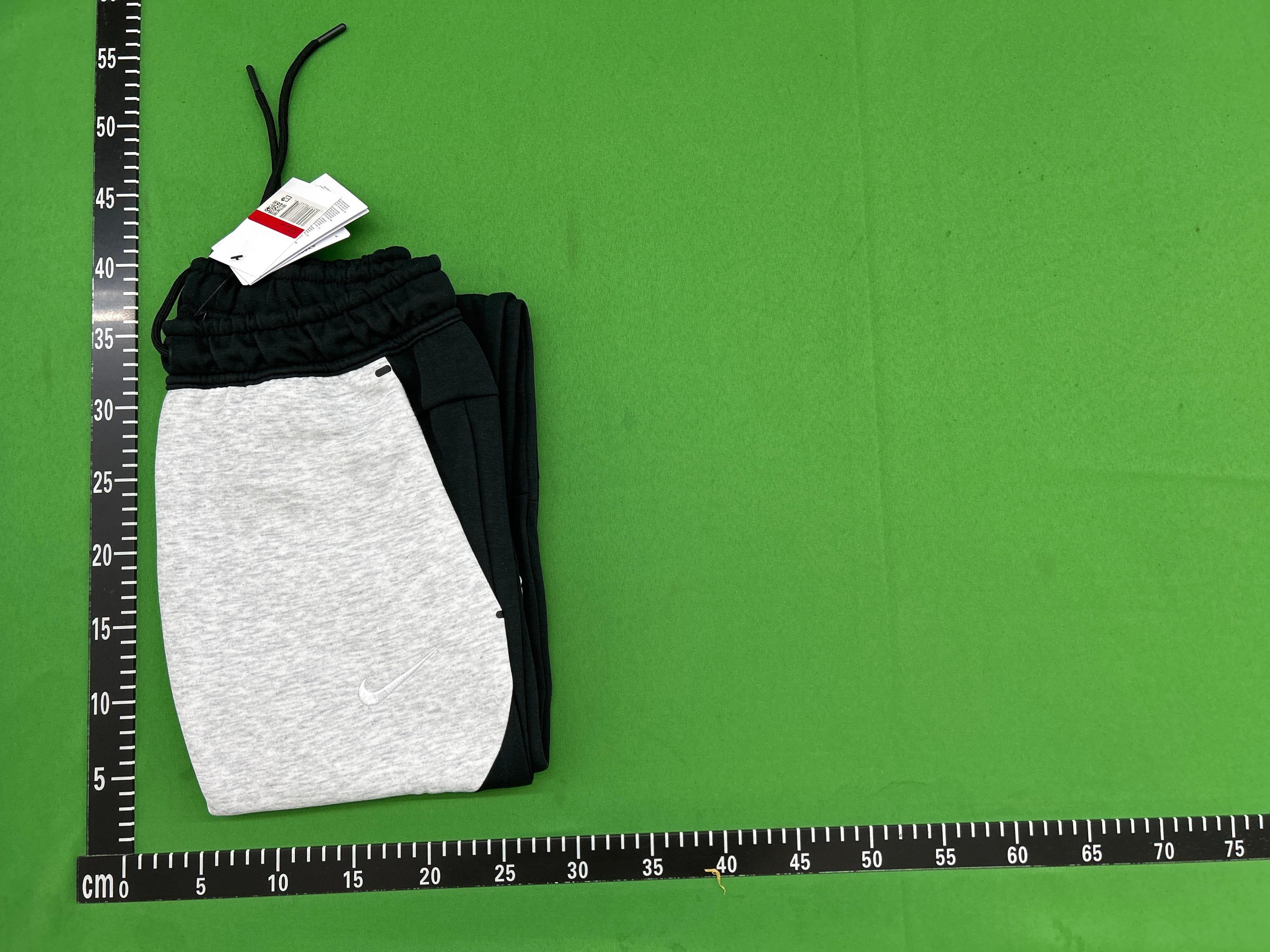 Foto QC 1 de Nike PSG Tech Fleece Hoodie Full-Zip Black