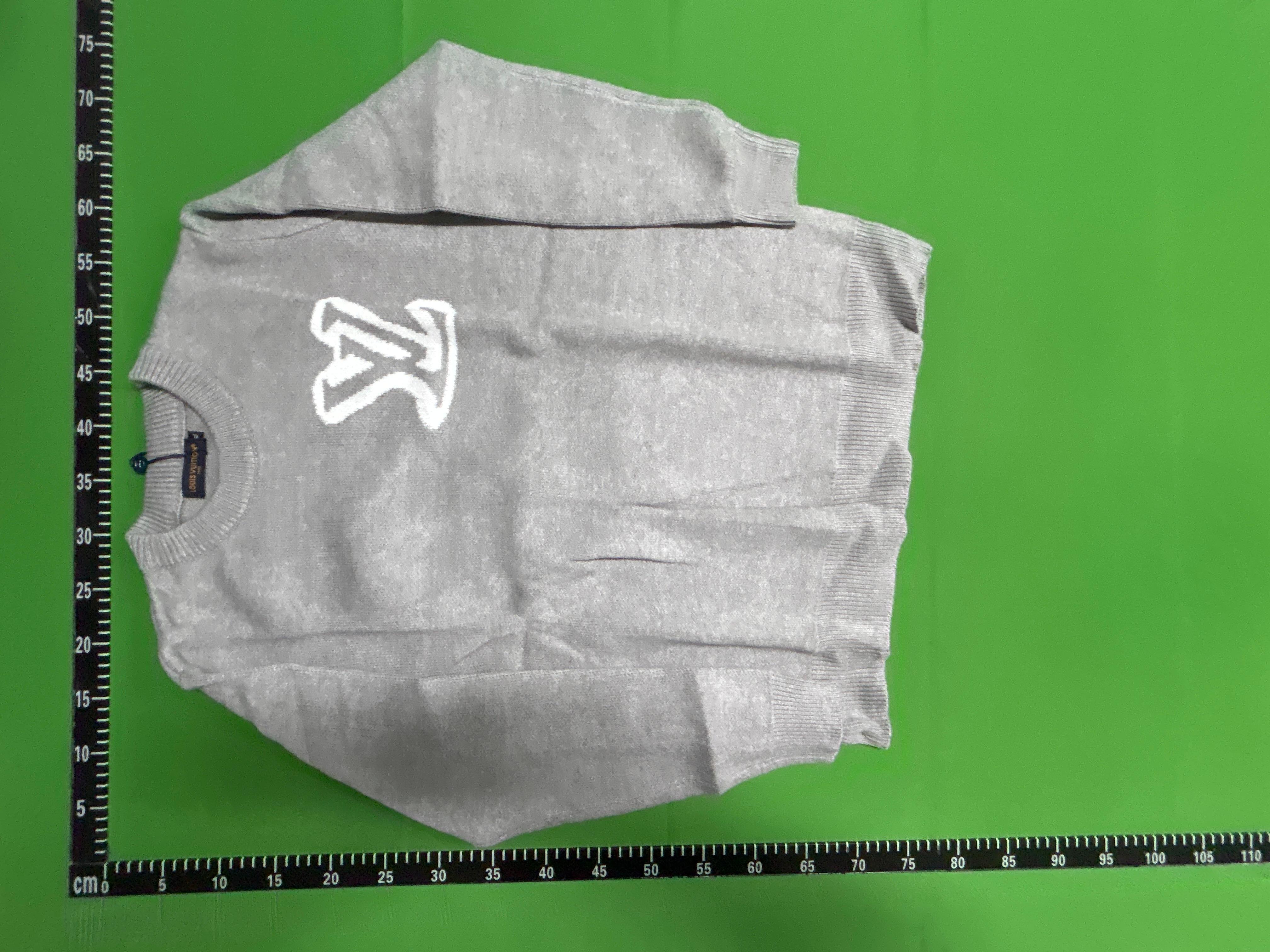 Foto QC 7 de Louis Vuitton Crewneck Sweater Monogram Flower Beige