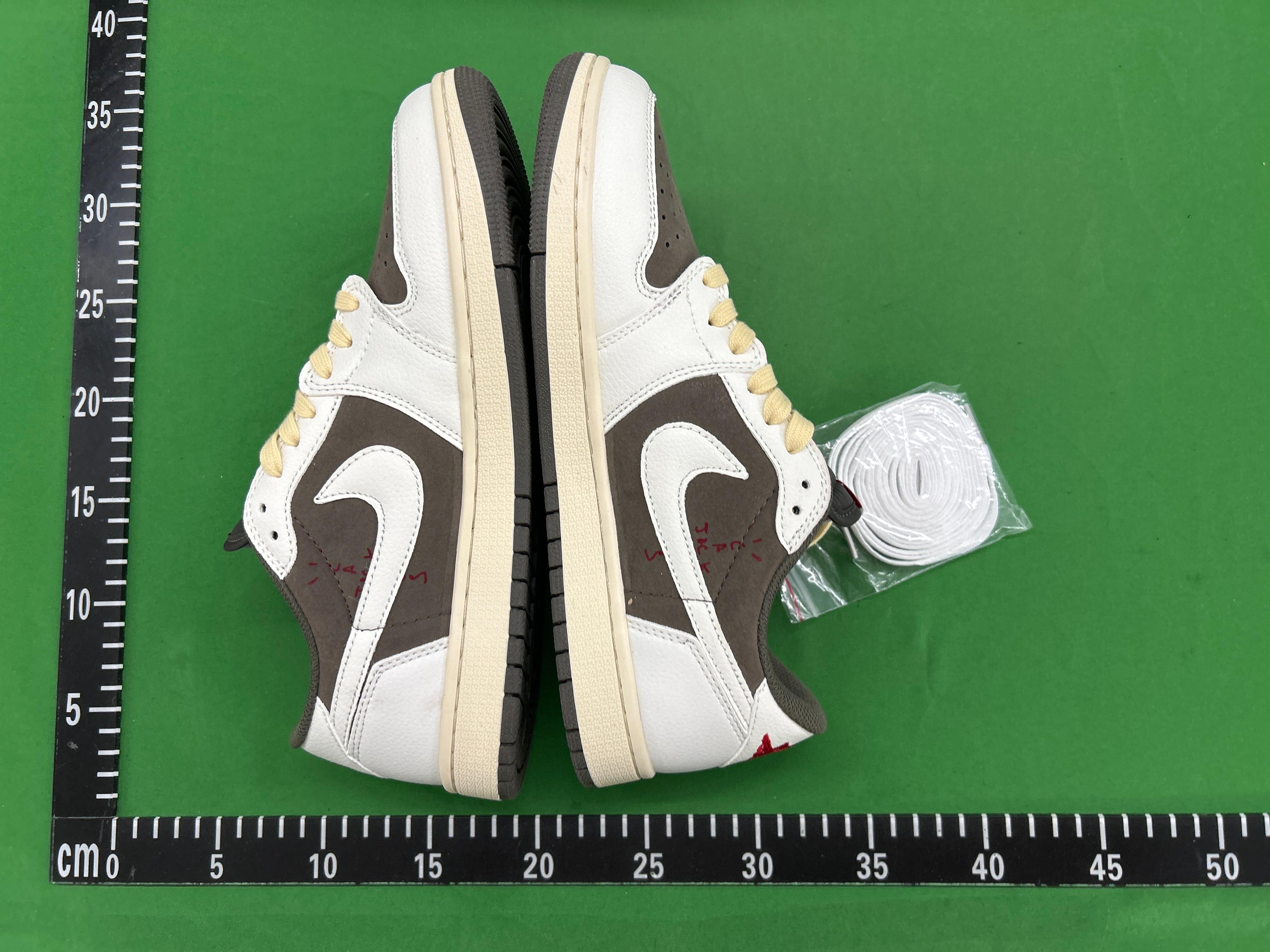 Foto QC 6 de Jordan 1 Retro Low OG SP Travis Scott Black Phantom DM7866-001