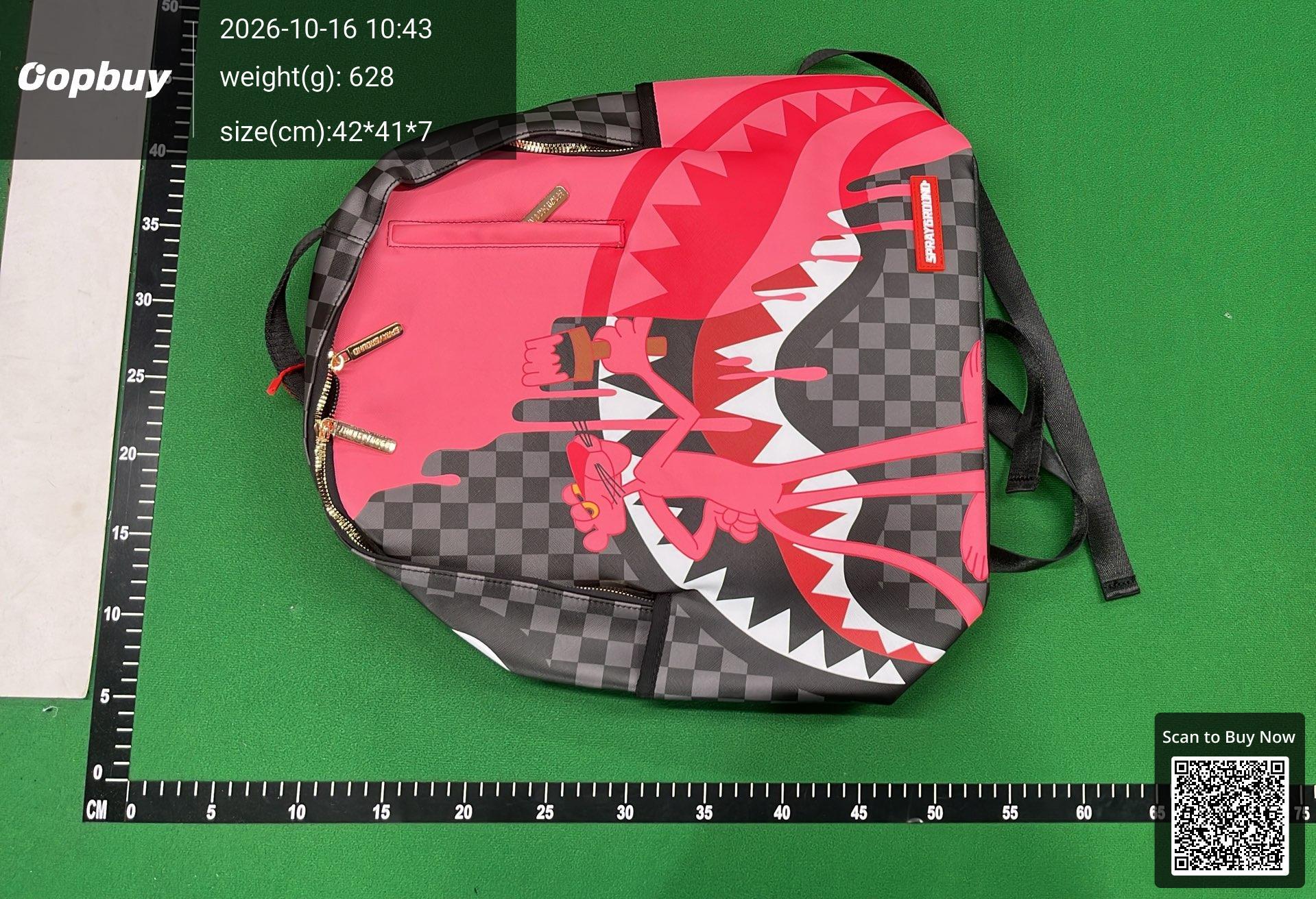 Foto QC 8 de Sprayground x Pink Panther Painting Sharkmouth DLXR Backpack 20L Black Checkerboard