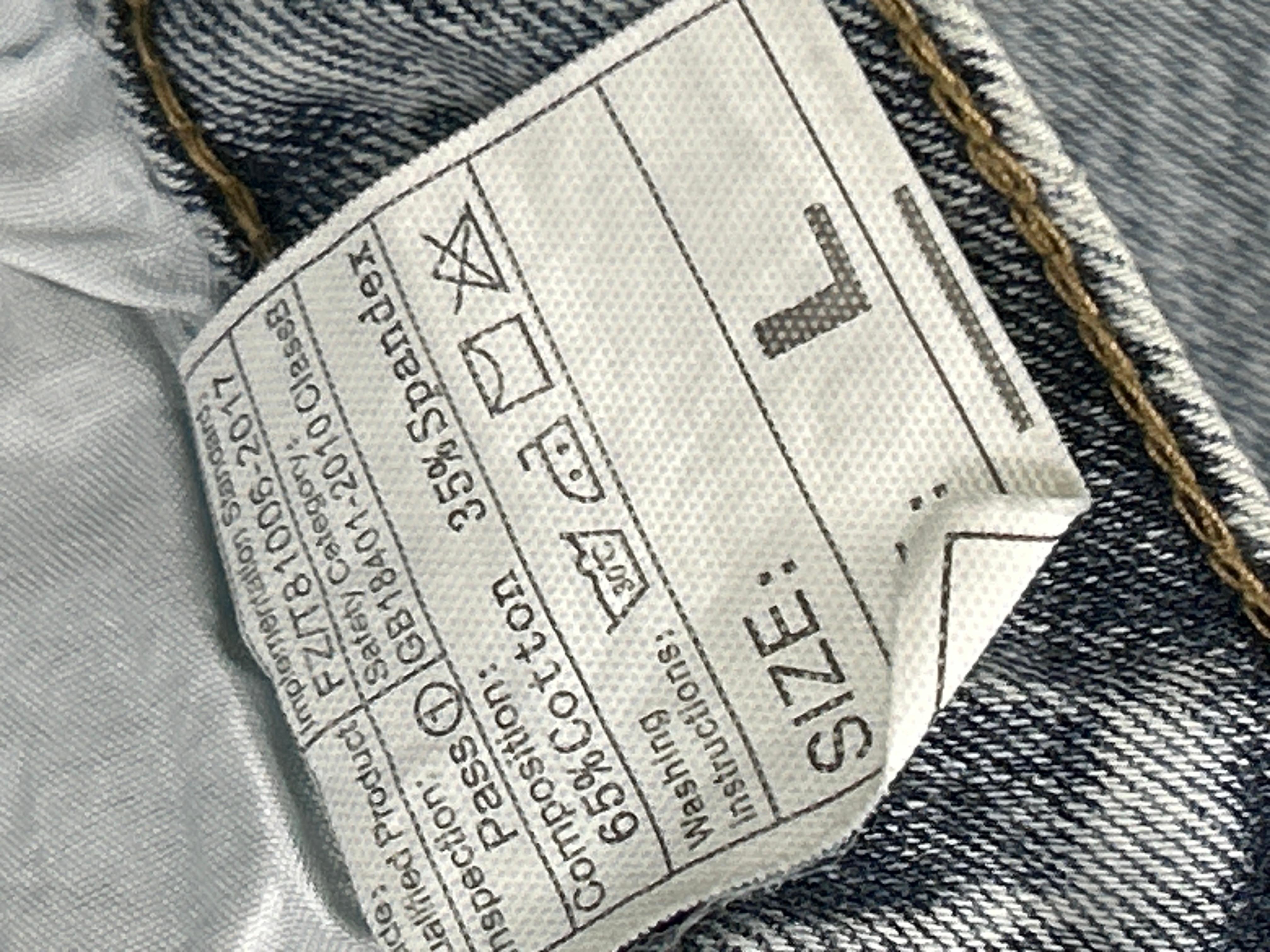 Foto QC 3 de Amiri MX1 Jeans Distressed Slim Light Blue