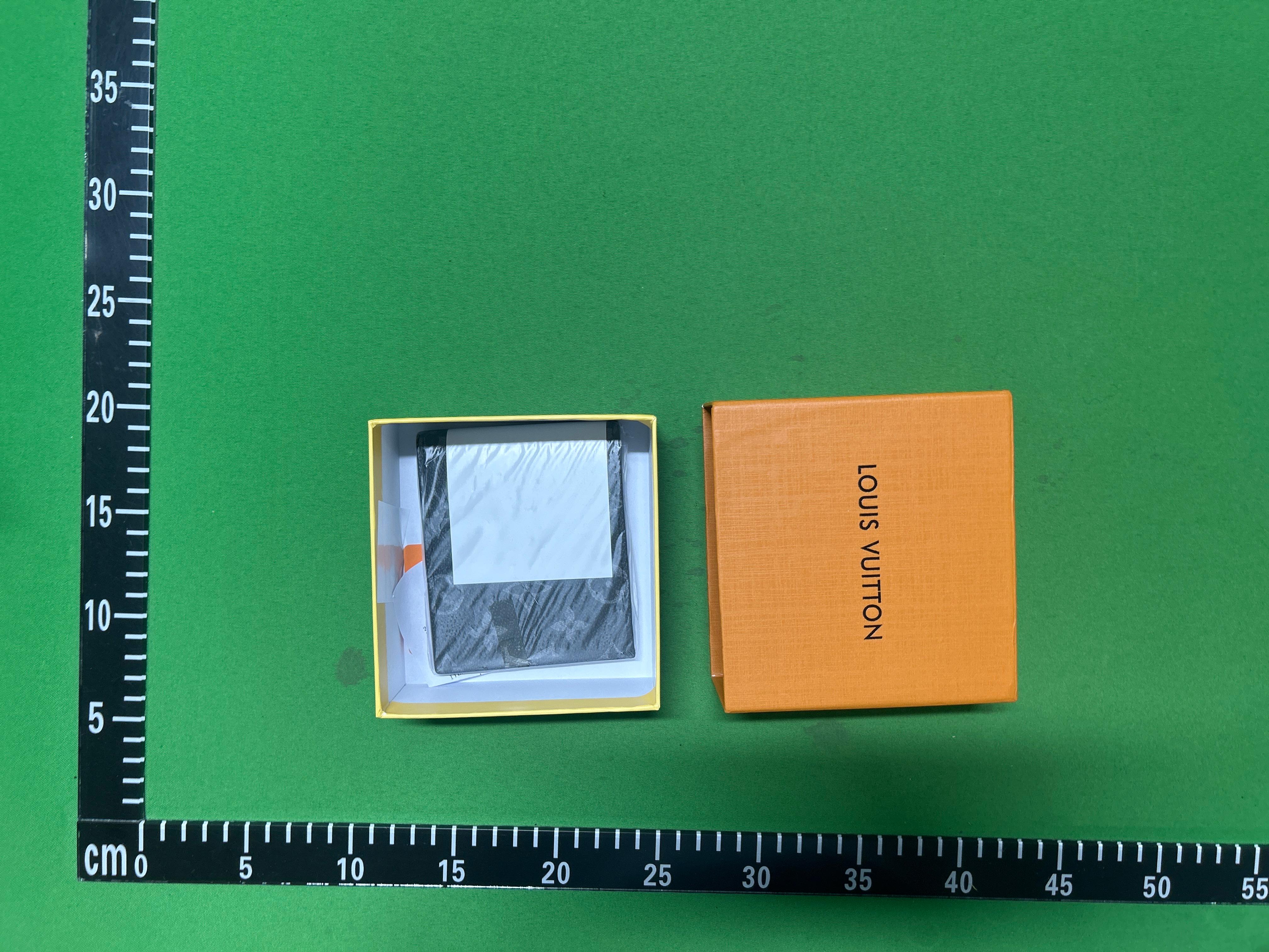Foto QC 7 de Louis Vuitton Multiple Wallet Damier Infini Onyx
