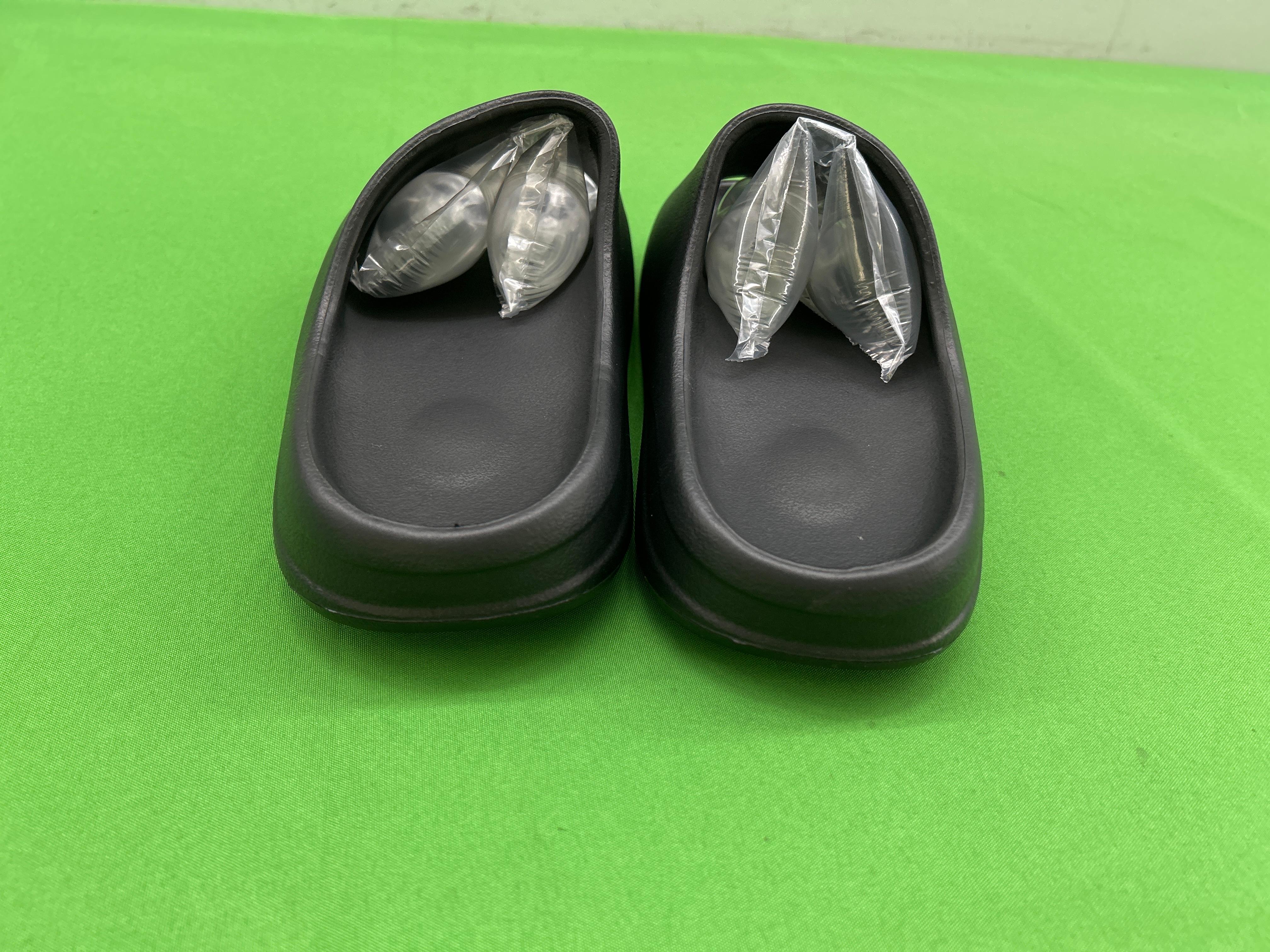 Foto QC 2 de adidas Yeezy Slide Onyx