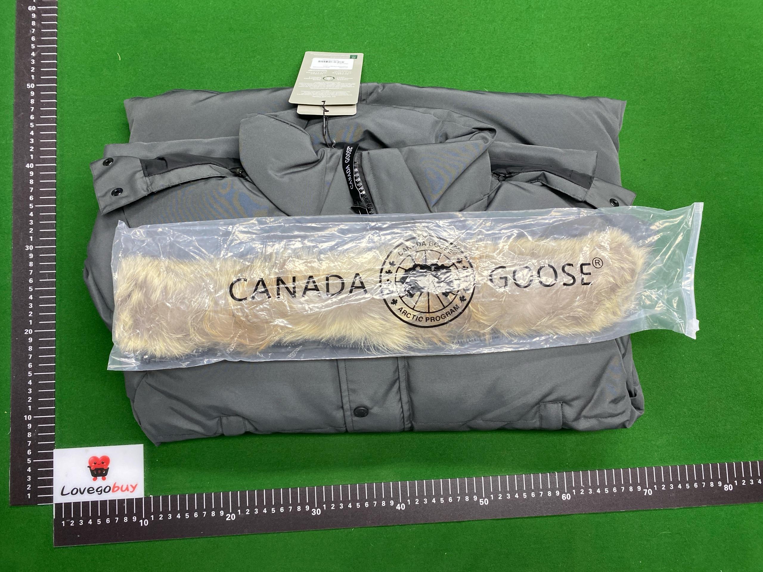 Foto QC 1 de Canada Goose Wyndham Parka Down Jacket Black