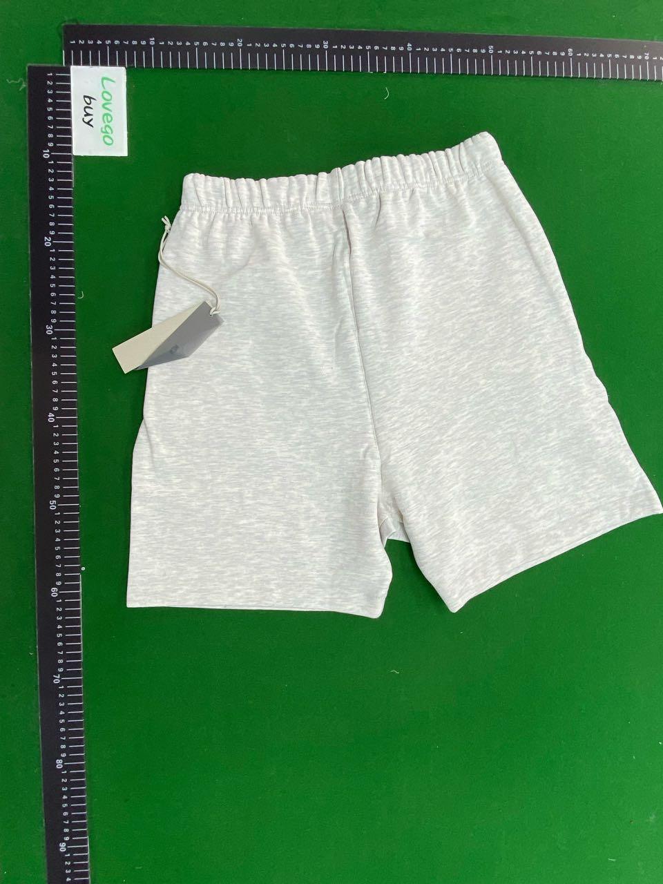 Foto QC 2 de Fear of God Essentials Sweat Shorts Flocked Logo Black