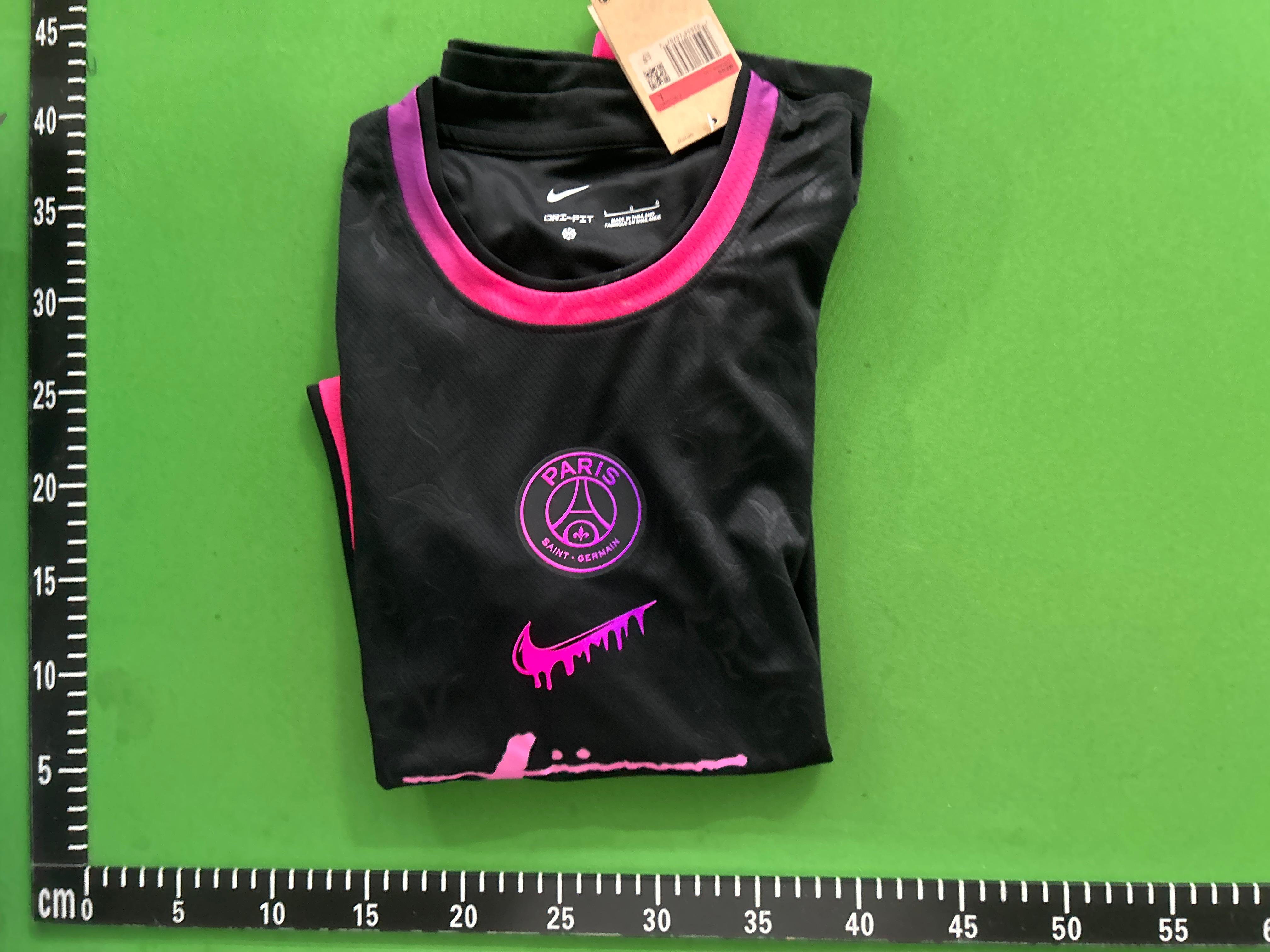 Foto QC 3 de Stussy x Nike x Brasil 2024 Concept Jersey Black