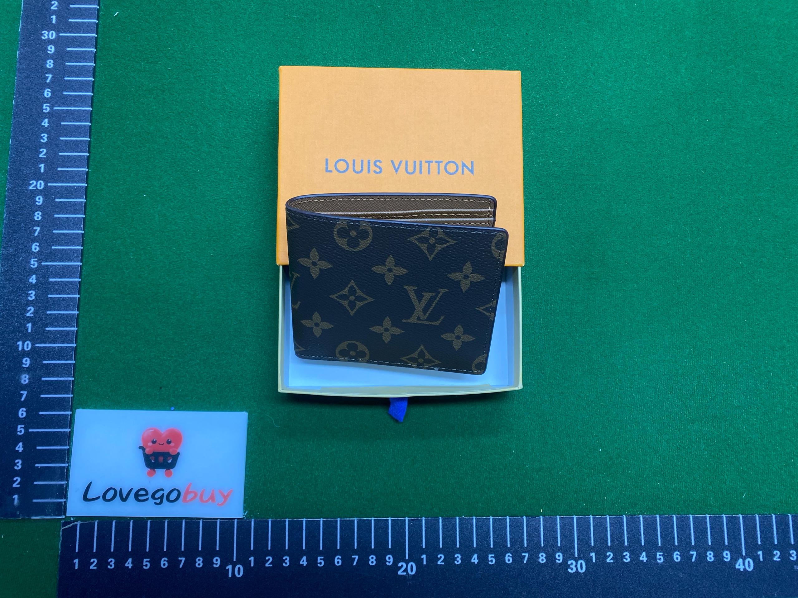 Foto QC 4 de Louis Vuitton Multiple Wallet Monogram Eclipse