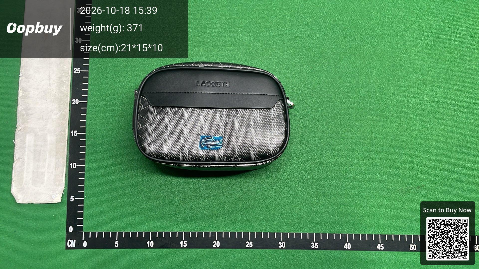 Foto QC 1 de Lacoste The Blend Monogram Crossbody Bag Small Black