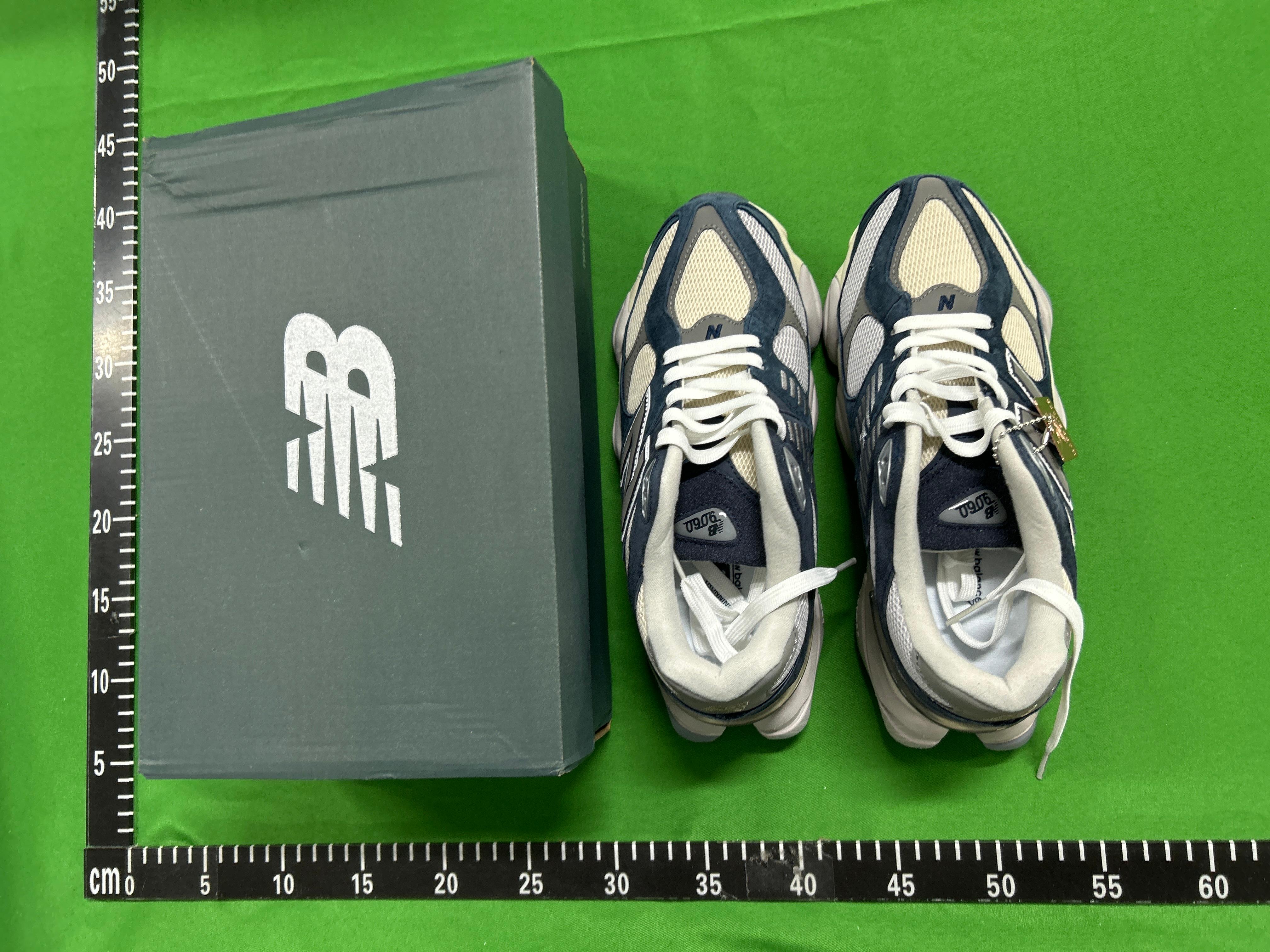 Foto QC 2 de New Balance 9060 Bricks & Wood Nothing Changed but the Address U9060BW1
