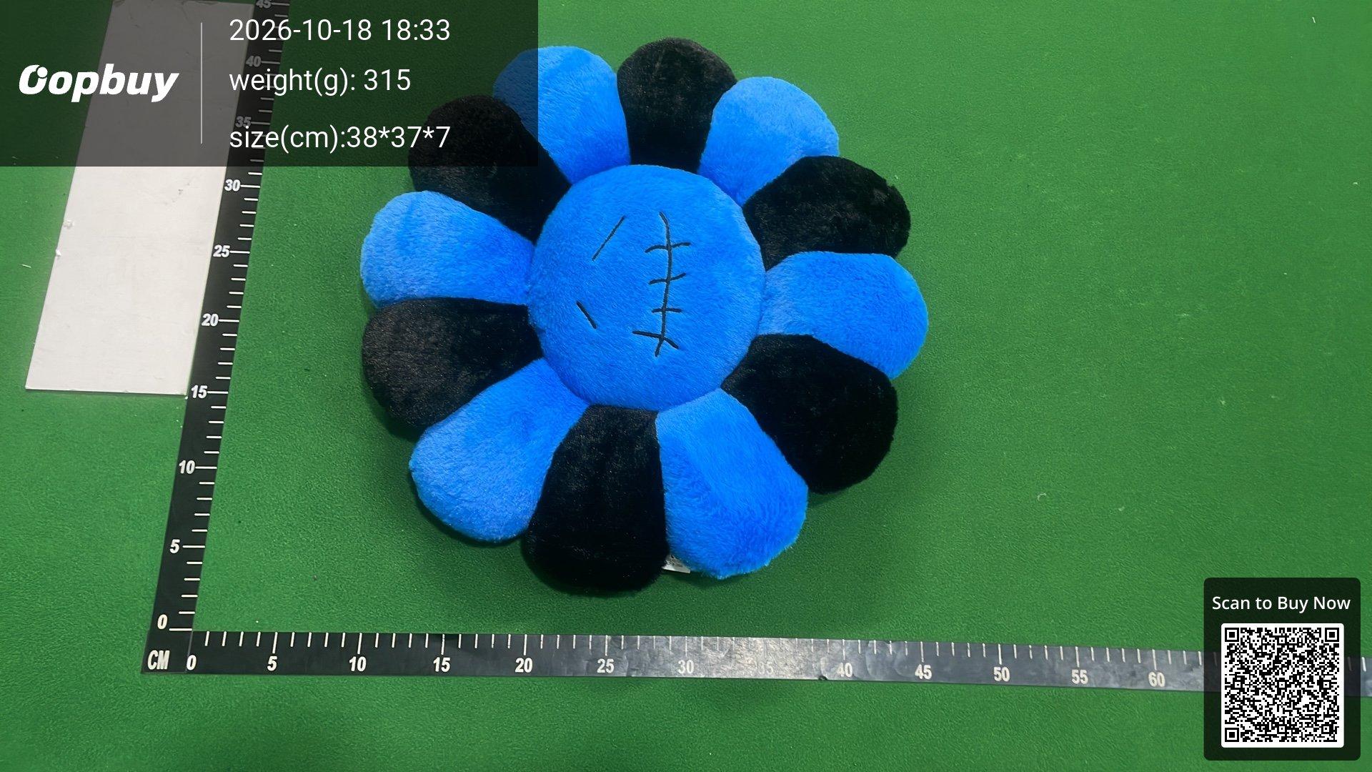 Foto QC 5 de Cactus Jack Sunflower Pink Black White Plush Cushion