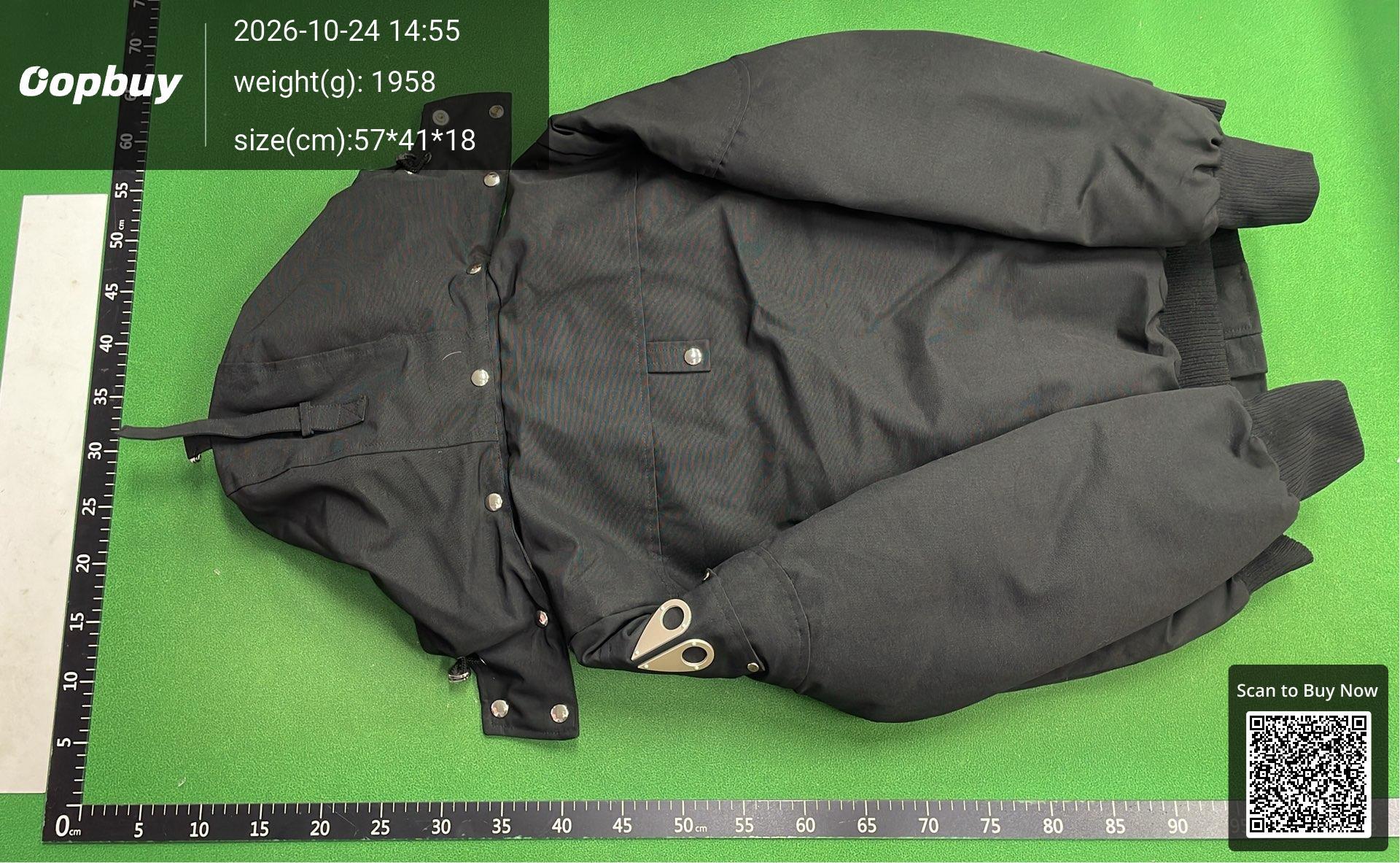 Foto QC 7 de Moose Knuckles Debbie Down Bomber Jacket Fox Fur Alabaster Black