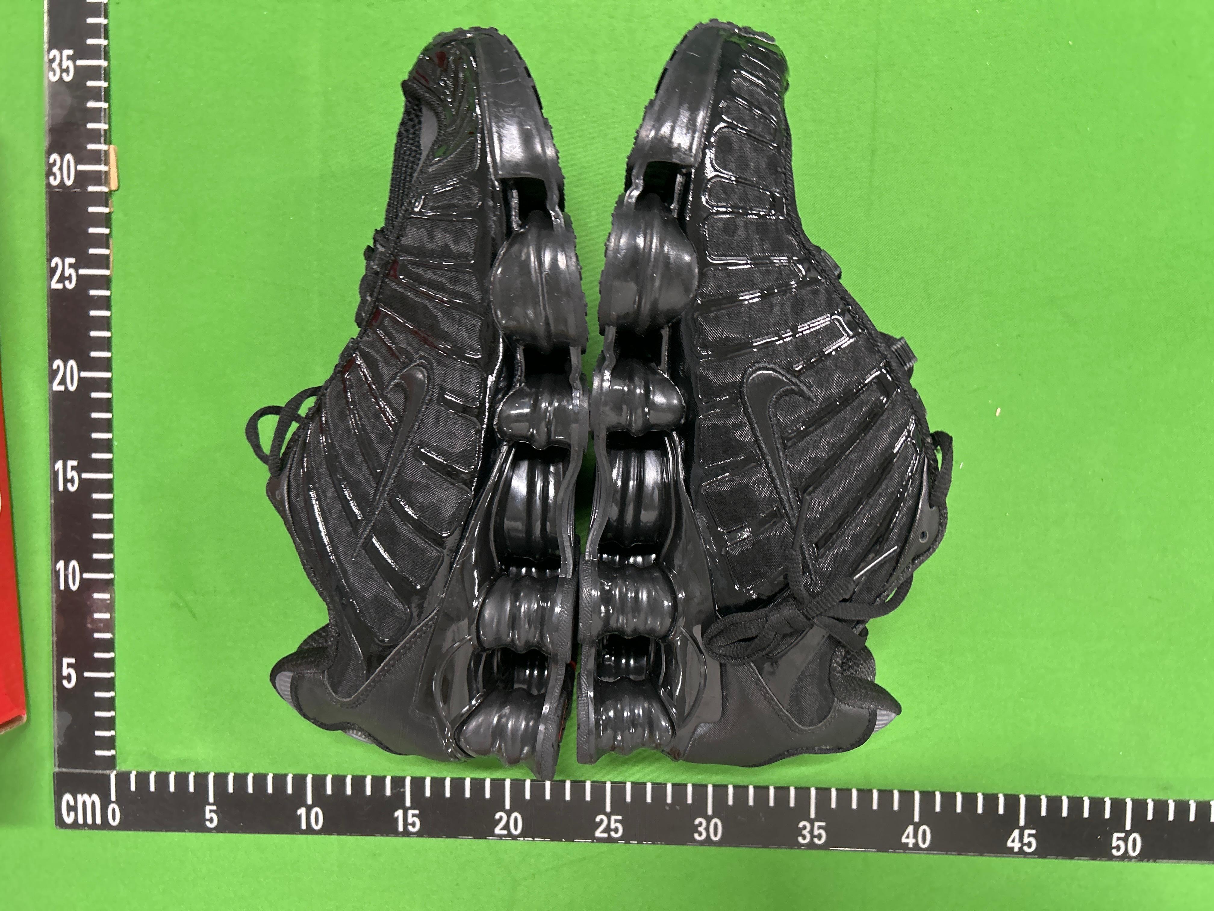 Foto QC 4 de Nike Shox TL Black Playful Pink IH4485-001