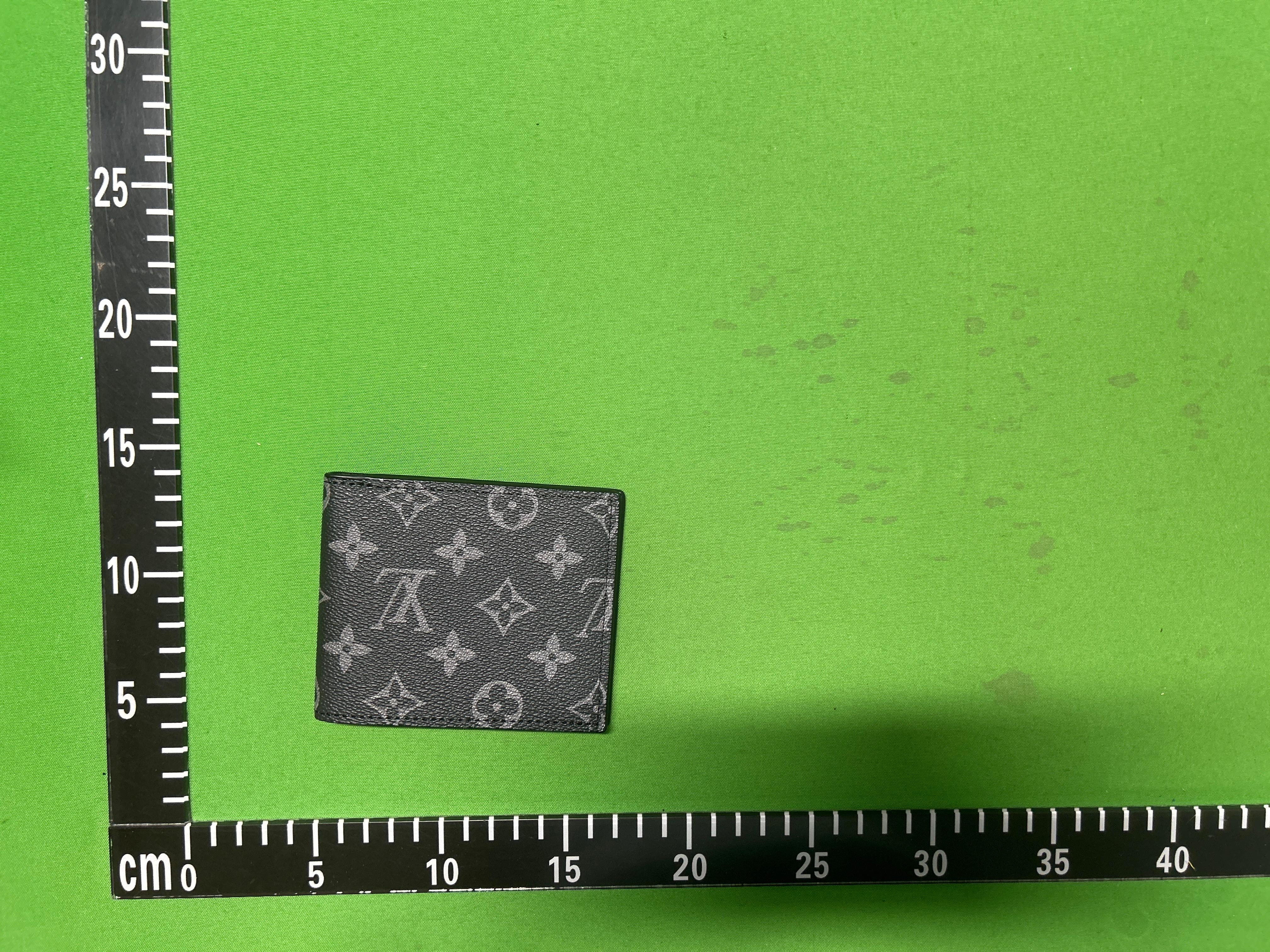 Foto QC 8 de Louis Vuitton Multiple Wallet Damier Infini Onyx